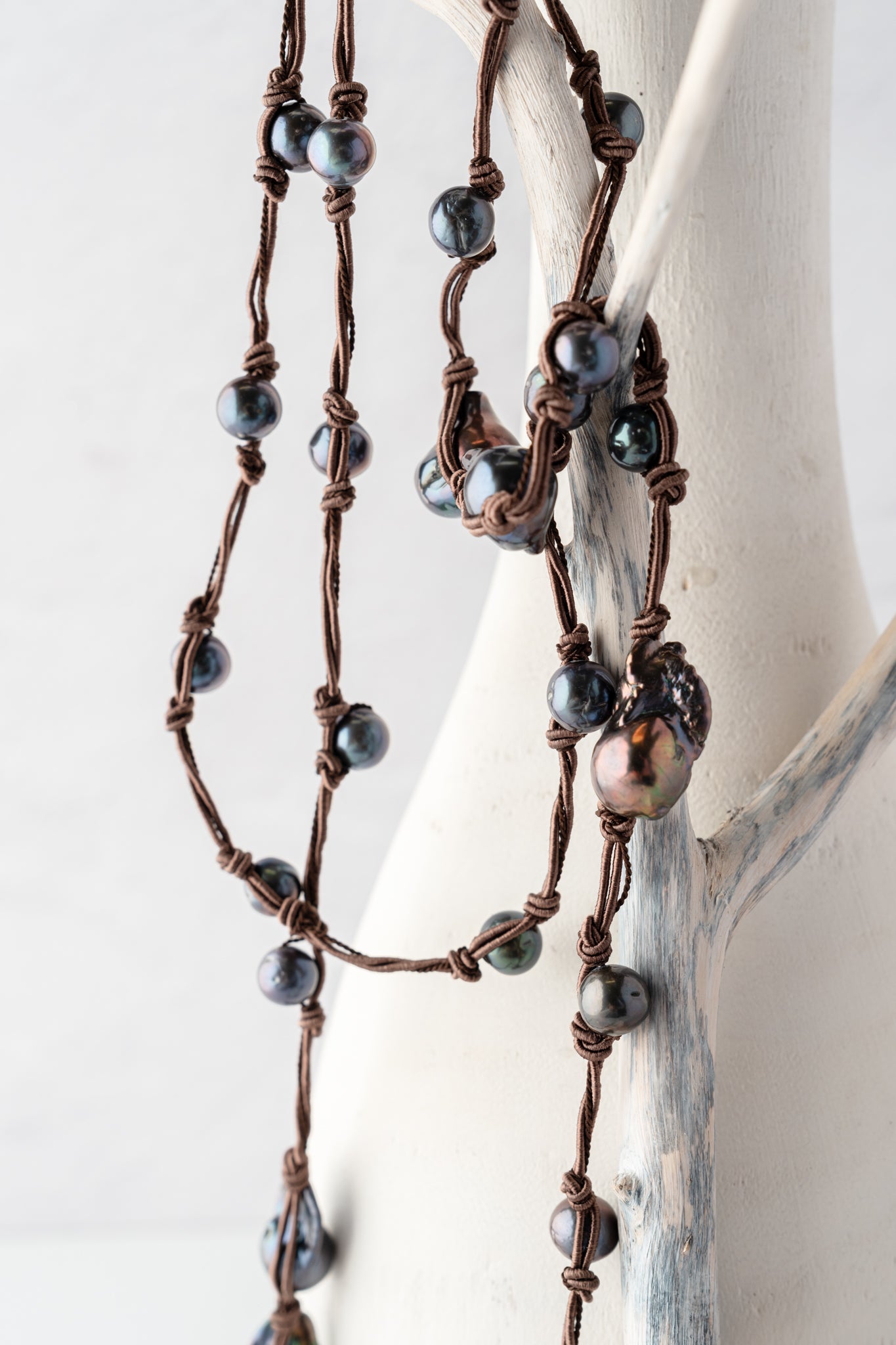 Mela Superlong Choco Pearl Necklace 