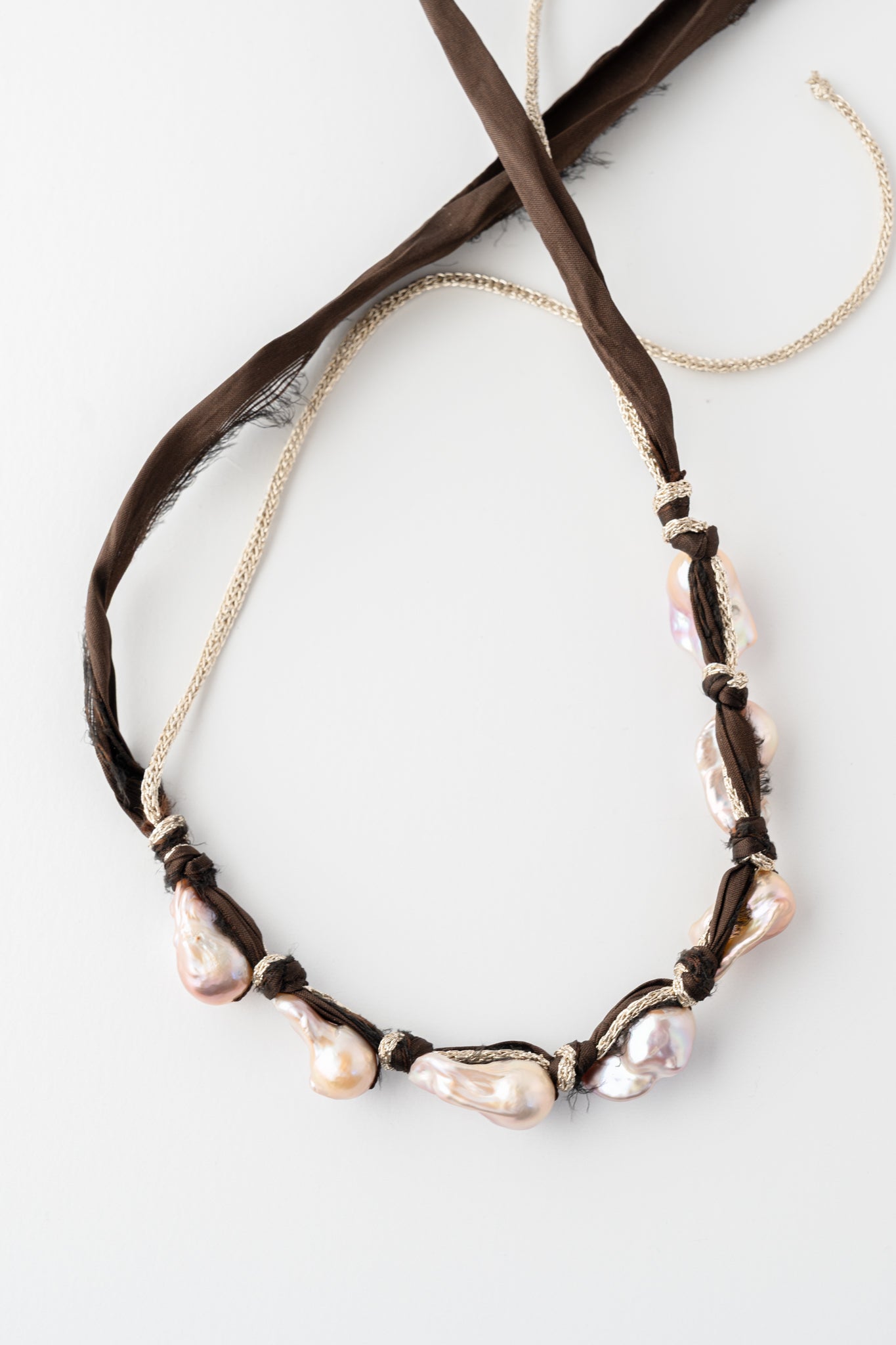 Mela Morgan Pearl Necklace - Brown 