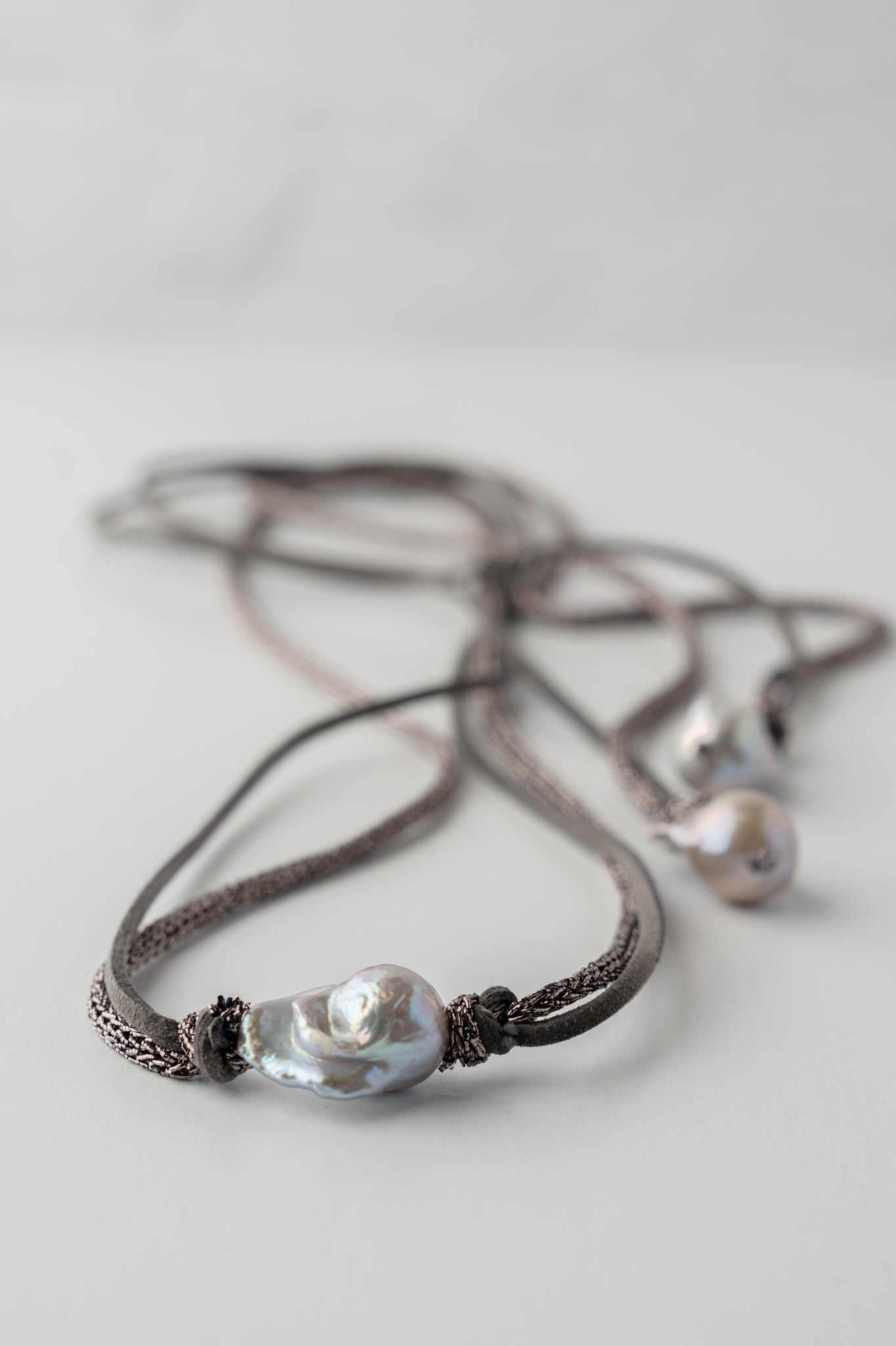 Mela Vanya Pearl Necklace 