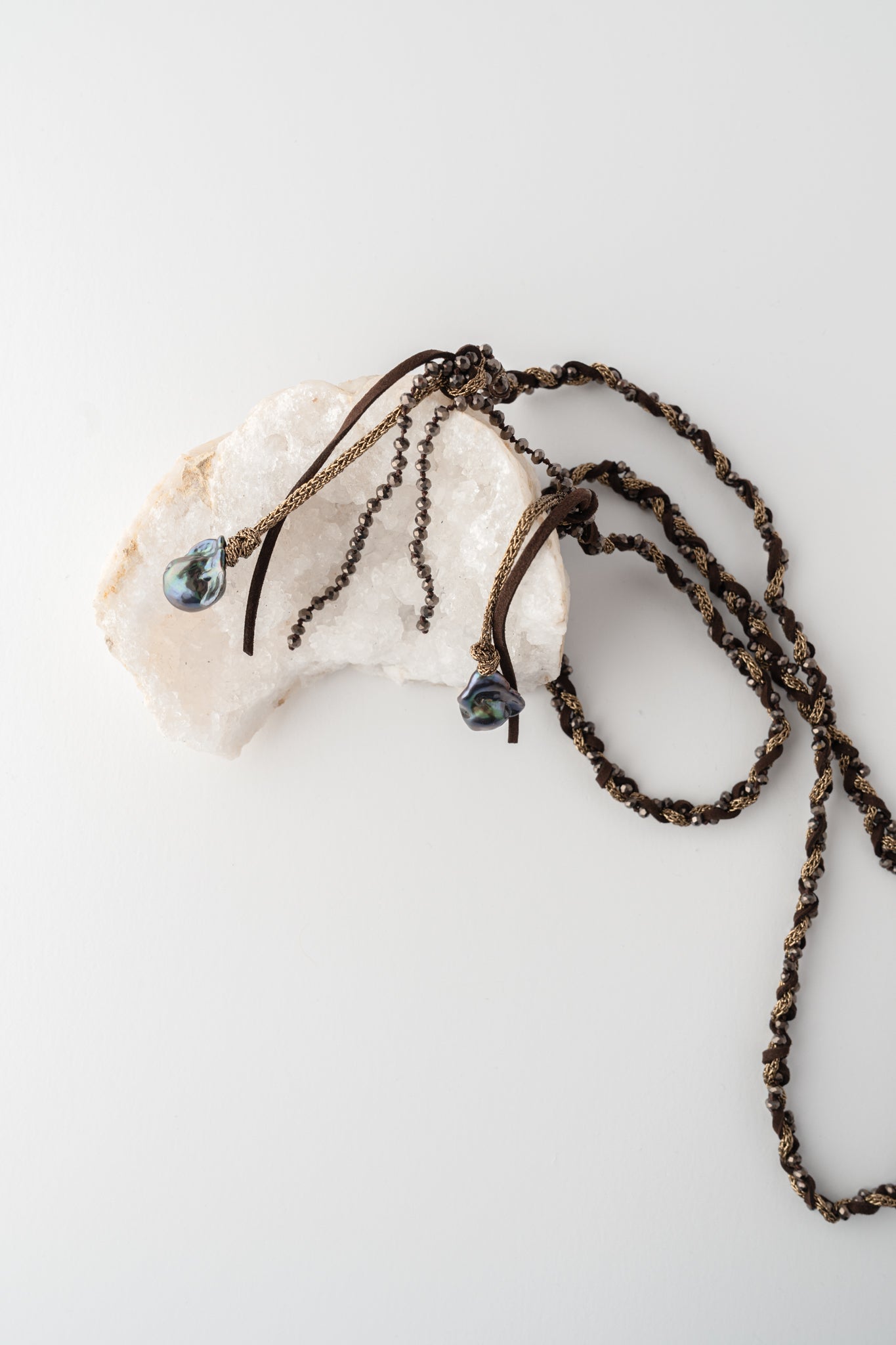 Mela Cia Pearl Necklace - Brown 