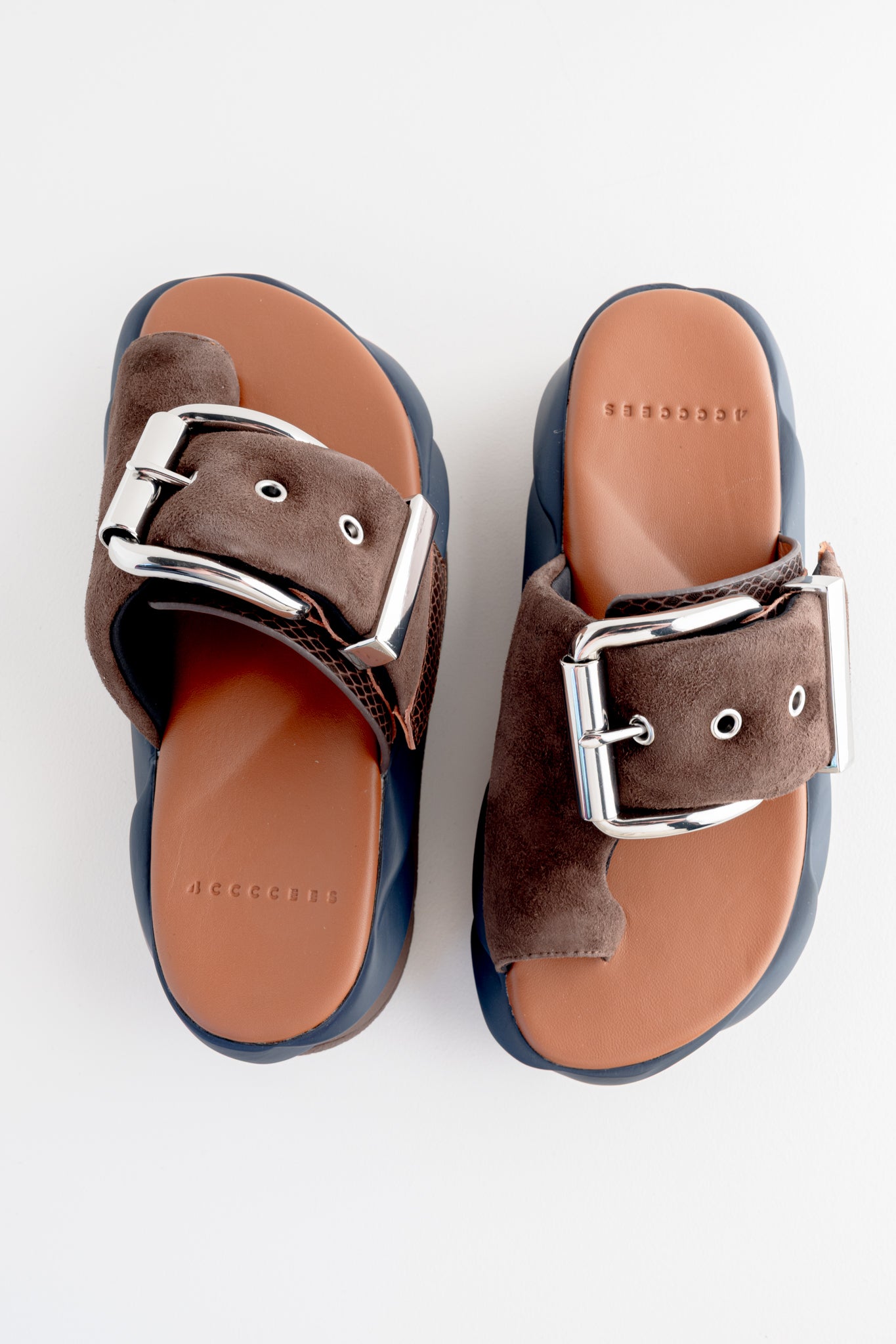 Mellow Glow, Choco Suede