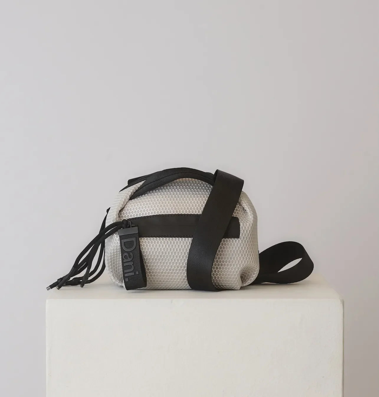 Bonnie Mini Crossbody Bag, Pearl