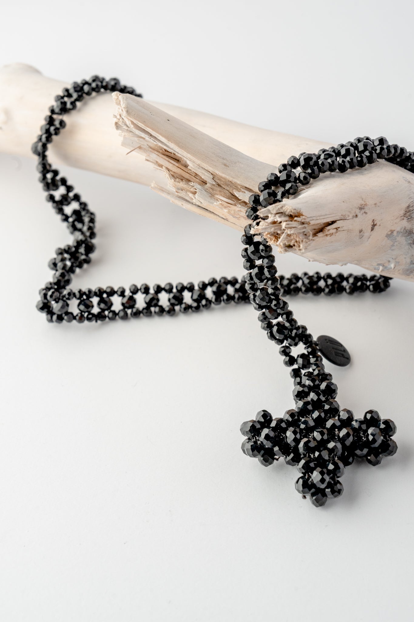 Pluslavie Highlight Plus/Heart Necklace, Black 