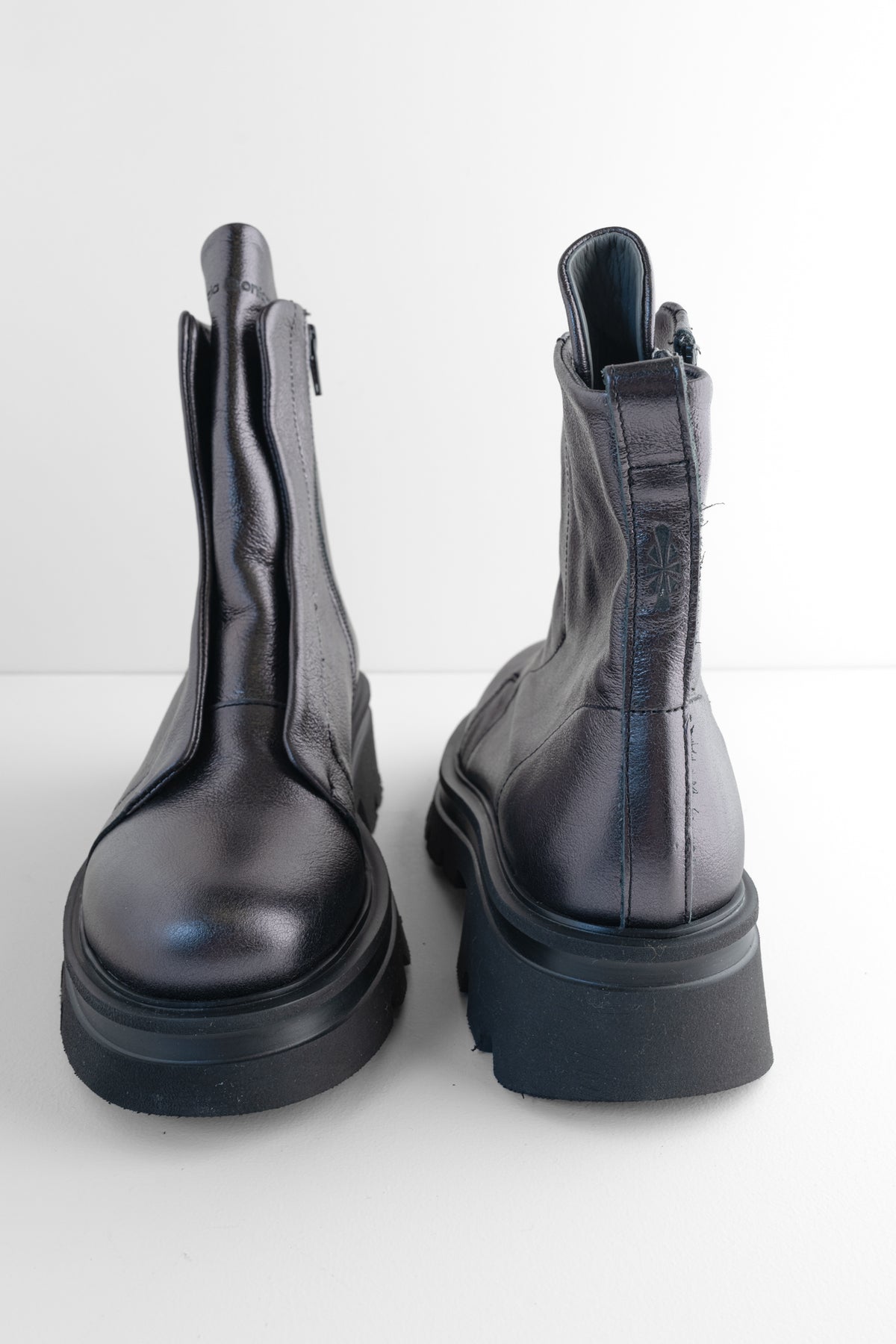 Patrizia Bonfanti Kuni No Lace Boot, Dark Silk 