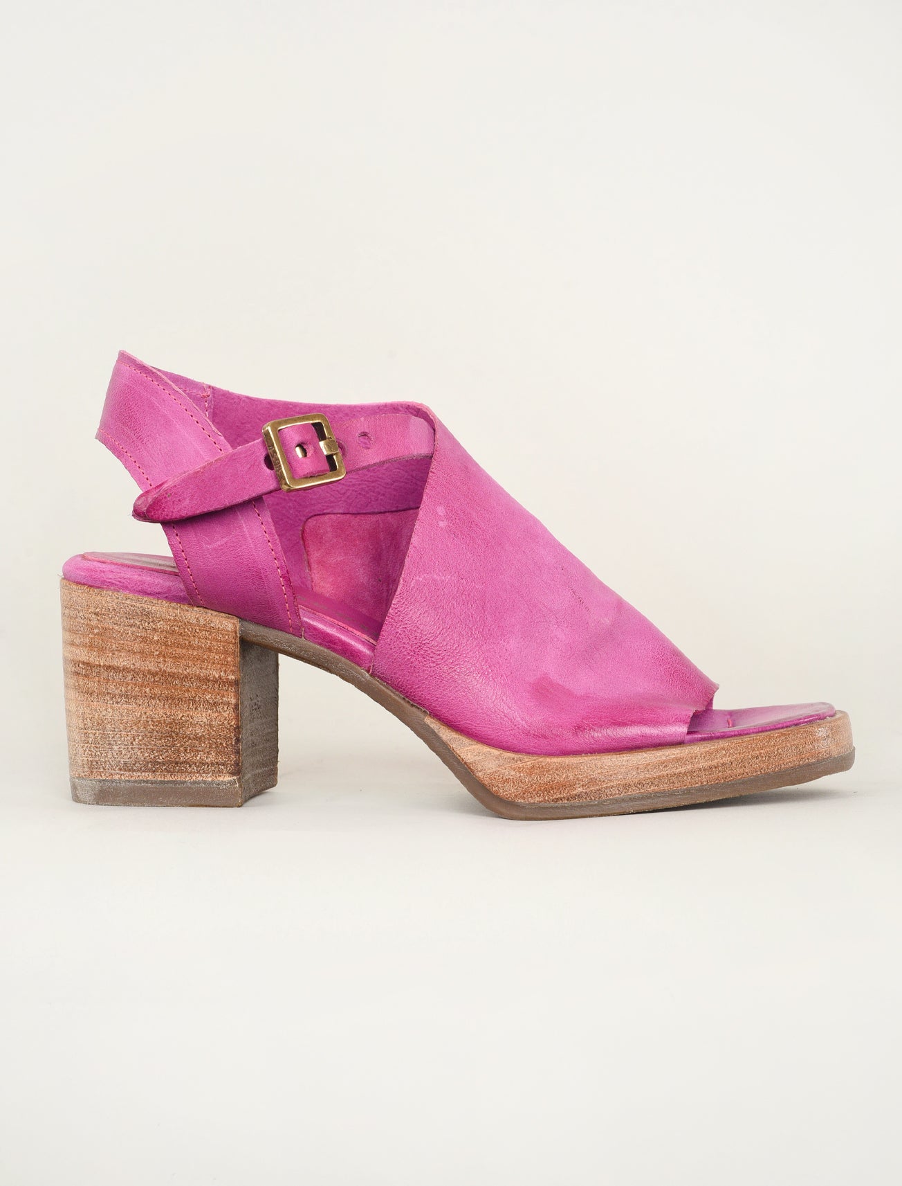 A.S. 98 Aston Wedge, Fuchsia 