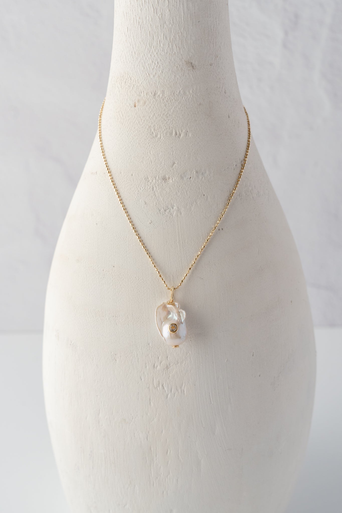 Robindira Unsworth White Baroque Pearl/White Topaz Necklace 