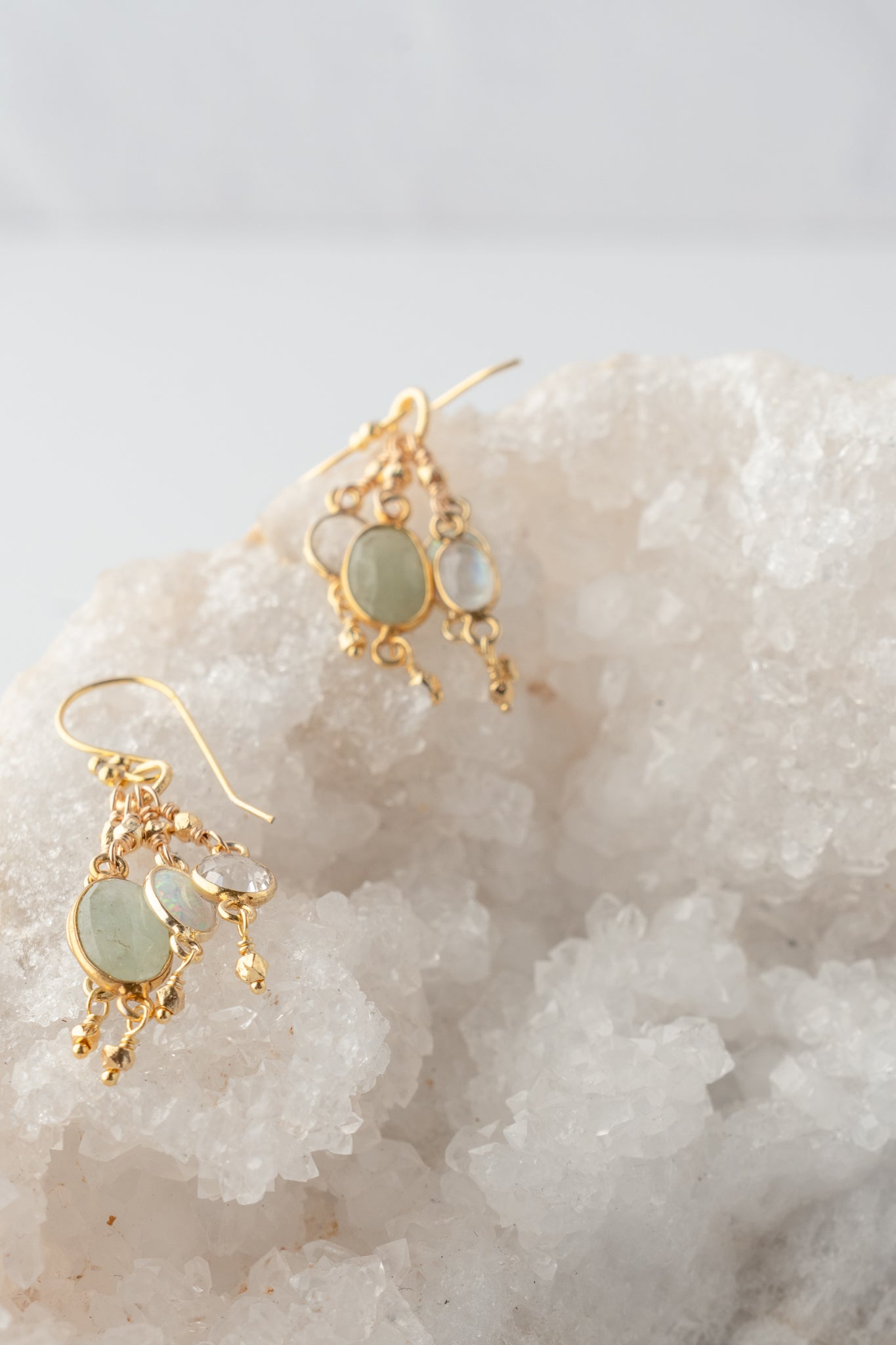 Robindira Unsworth Bezel Snow Mix Earrings 