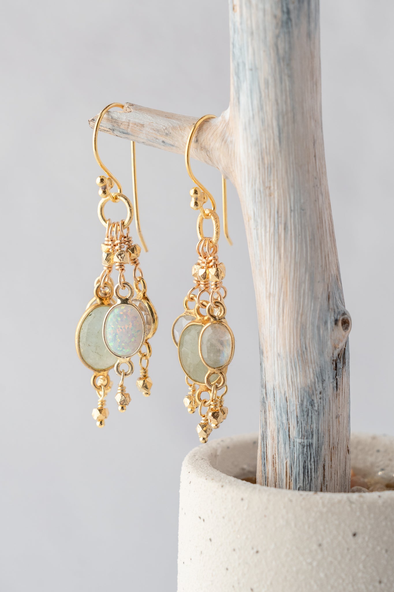 Robindira Unsworth Bezel Snow Mix Earrings 