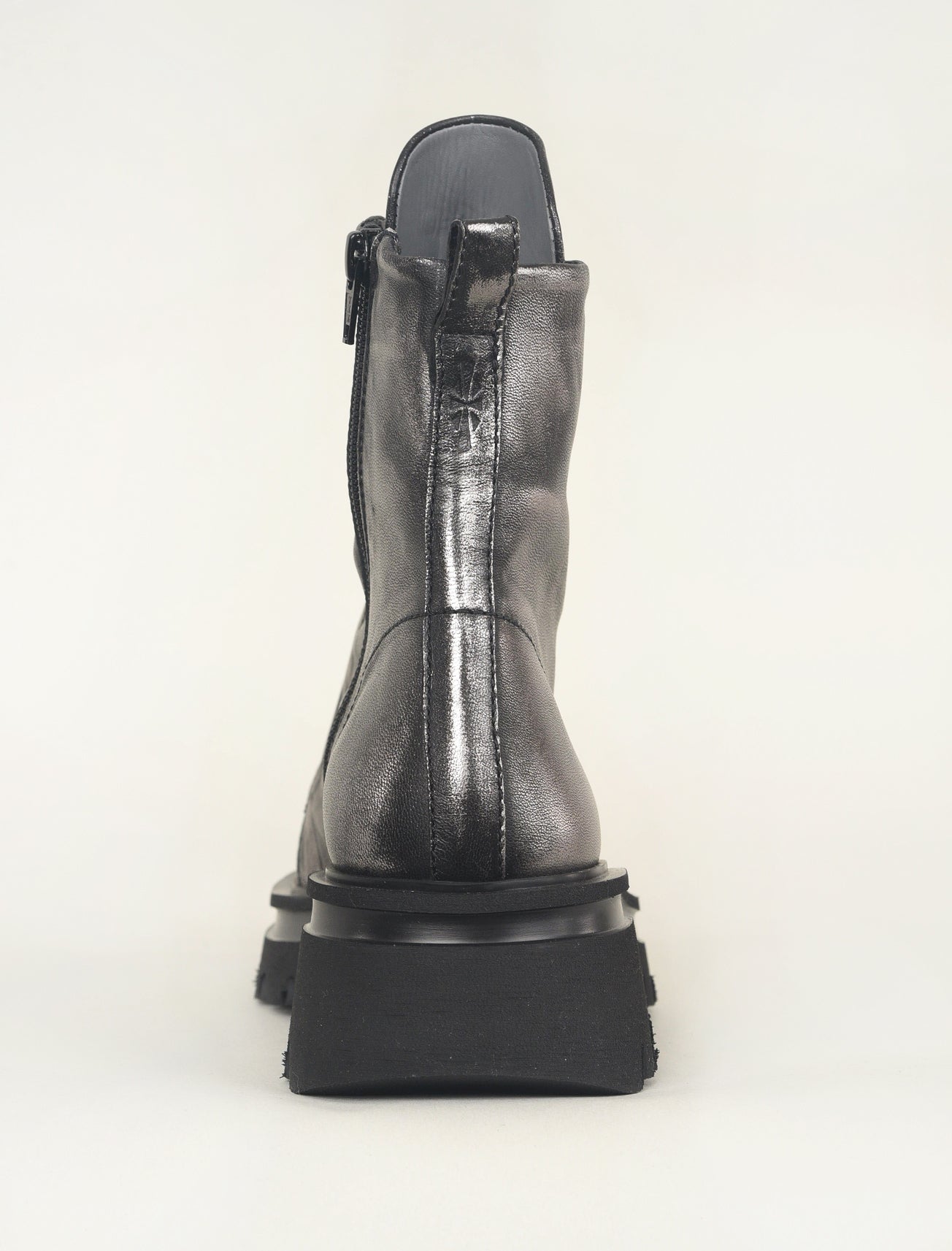 Patrizia Bonfanti Kuni No Lace Boots, Silver 