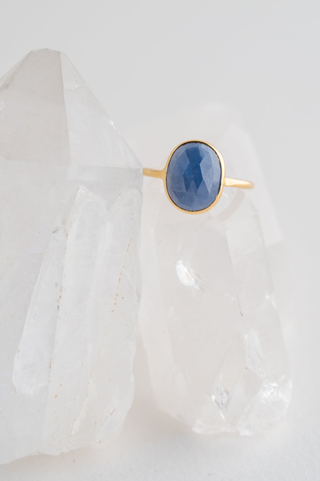 Evie Lou Anahita Ring, Gold/Blue 