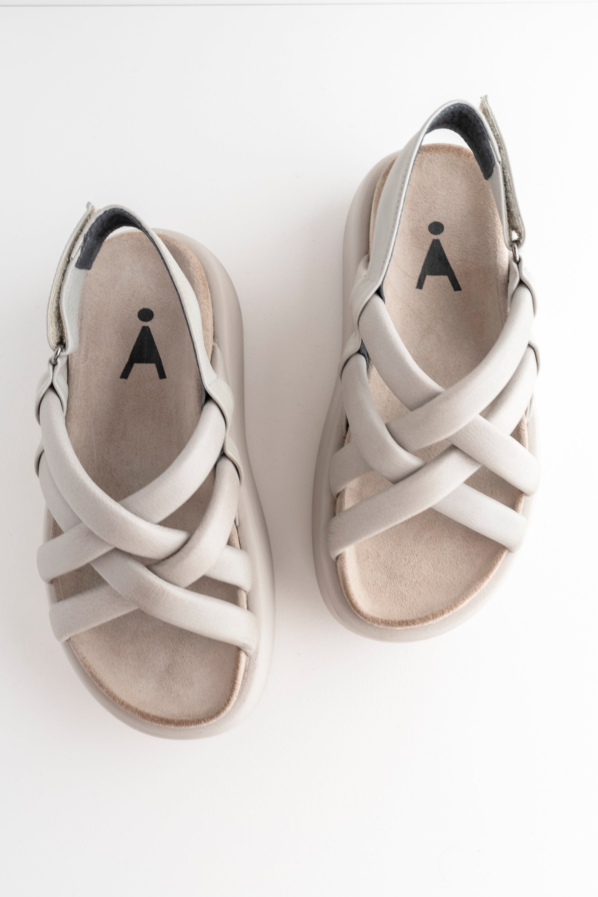 Sort Aarhus Akoya Slingback Platform, Perla 