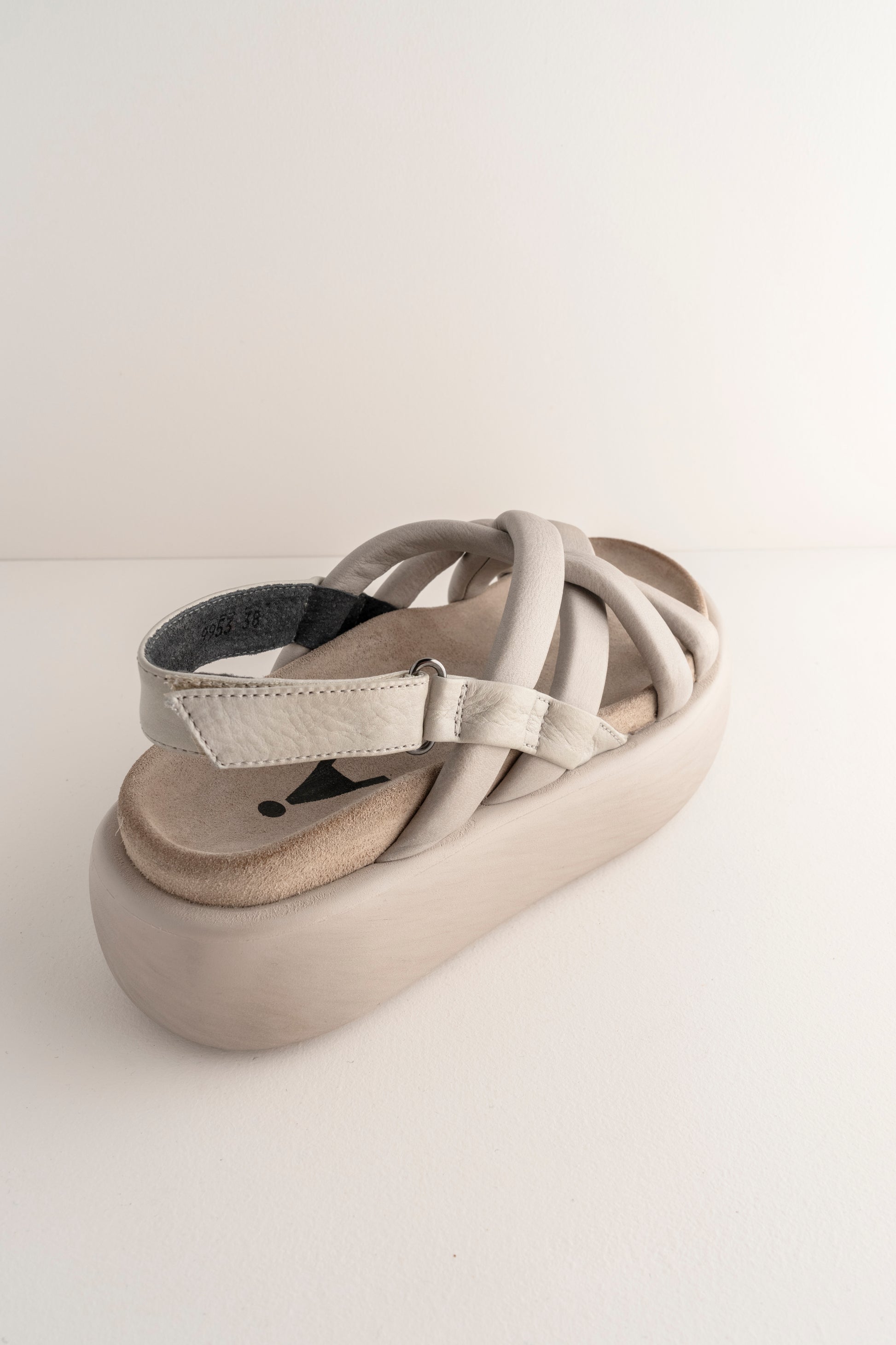 Sort Aarhus Akoya Slingback Platform, Perla 