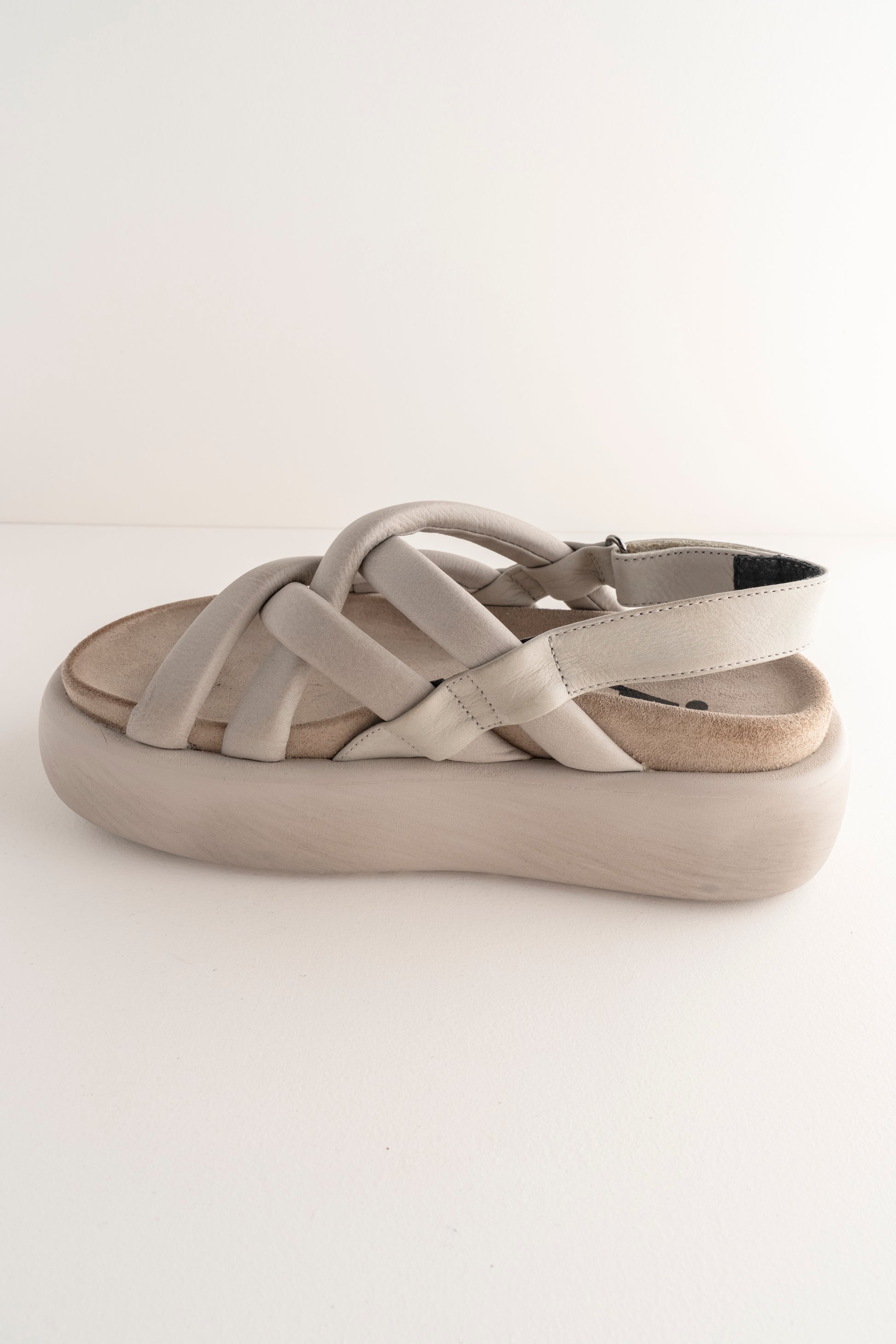 Sort Aarhus Akoya Slingback Platform, Perla 