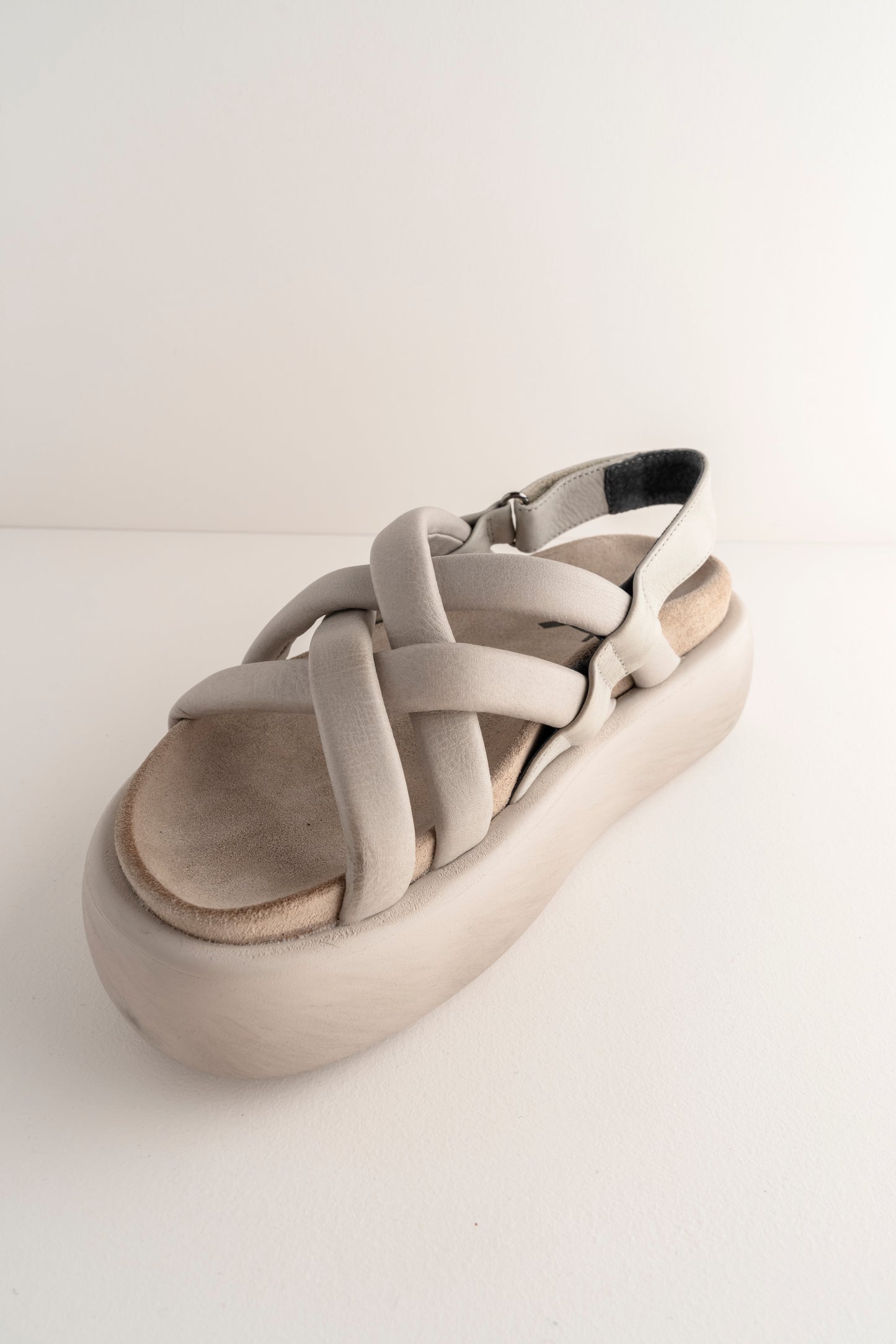 Sort Aarhus Akoya Slingback Platform, Perla 
