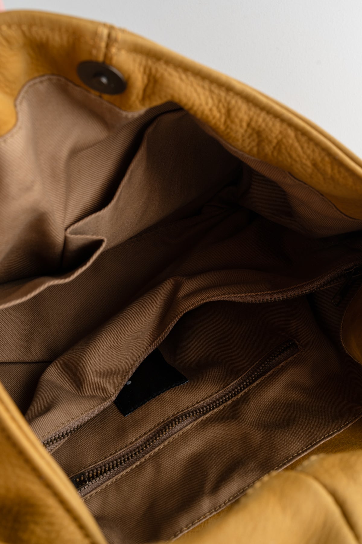 Sort Aarhus Isaac Handbag, Ambra 
