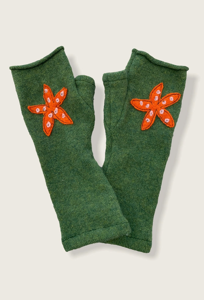 Recycled Cashmere Handwarmers, Starfish/Orange on Green