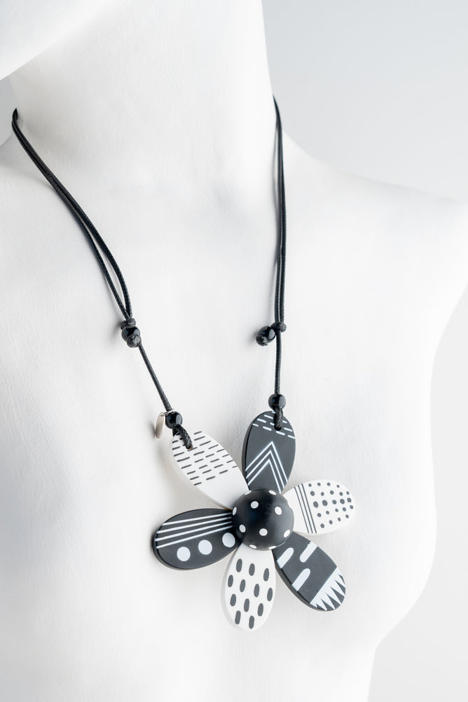 Sylca Designs Garden Flower Pendant, Black and White 