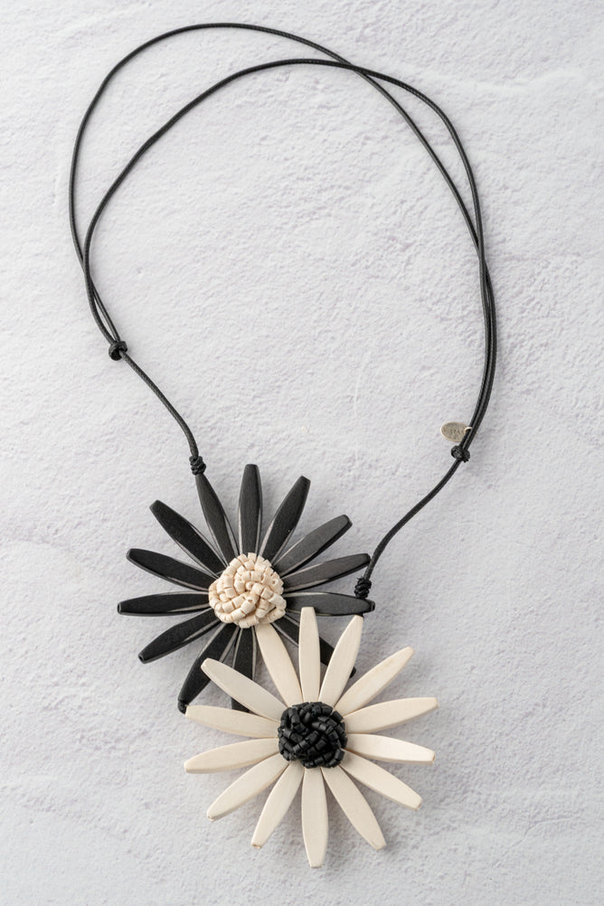 Sylca Designs Amaya Double Flower Neck- Black/White 