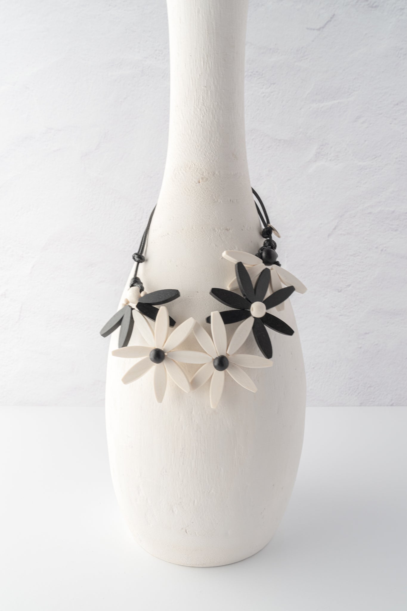 Sylca Designs Garland Nectar Necklace, White 