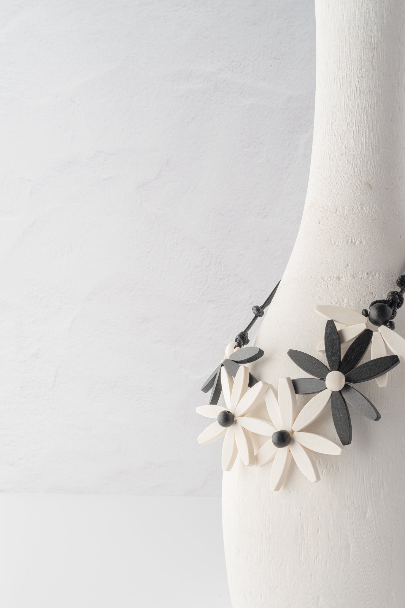 Sylca Designs Garland Nectar Necklace, White 