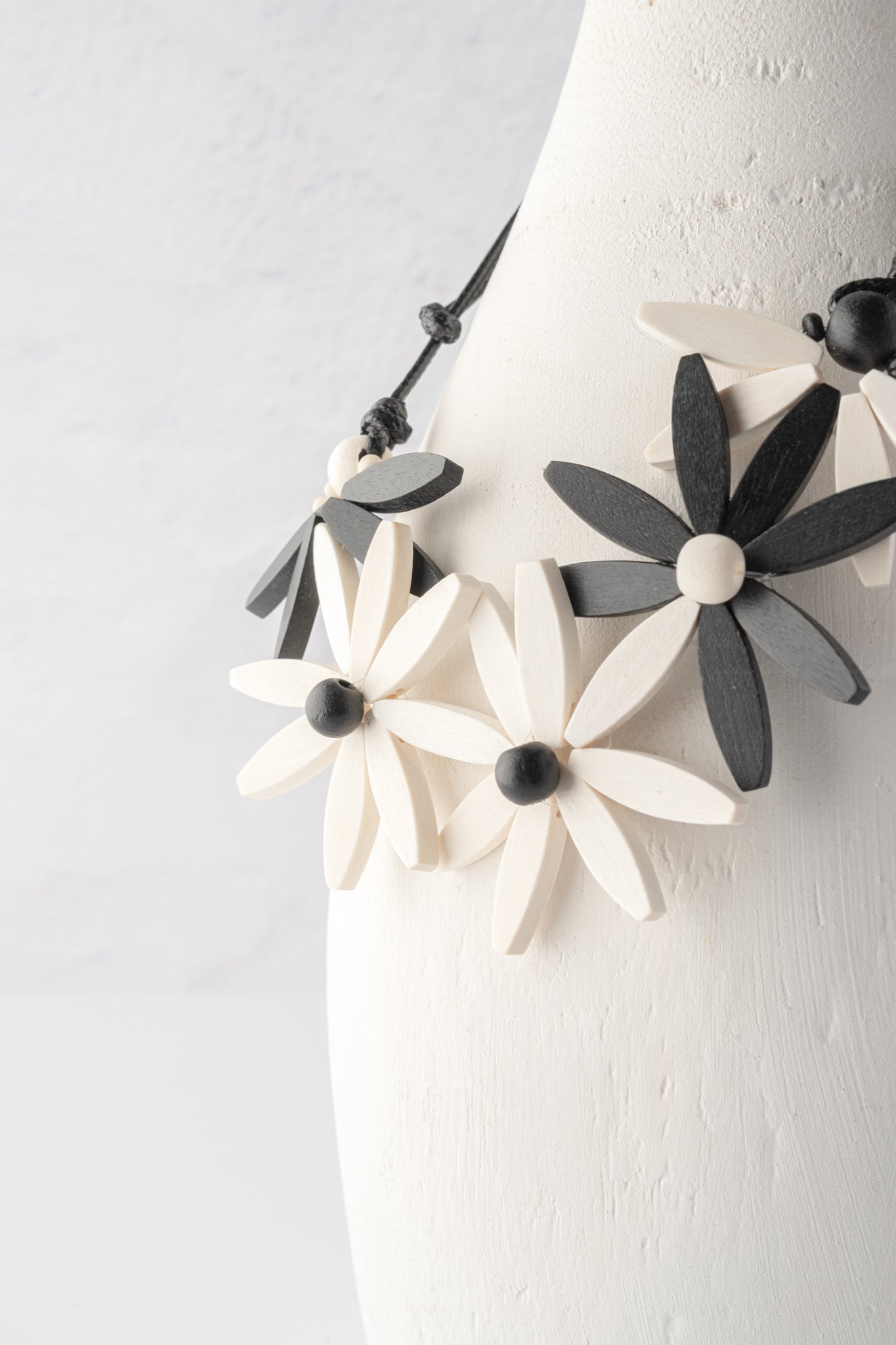 Sylca Designs Garland Nectar Necklace, White 