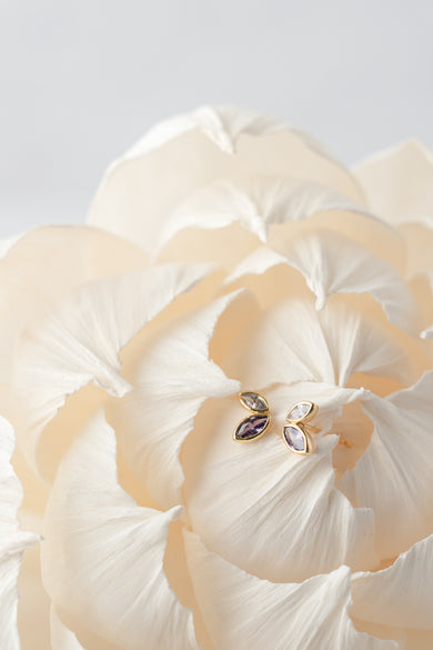 Tai Marquis Two Leaf Stud - Lavender 