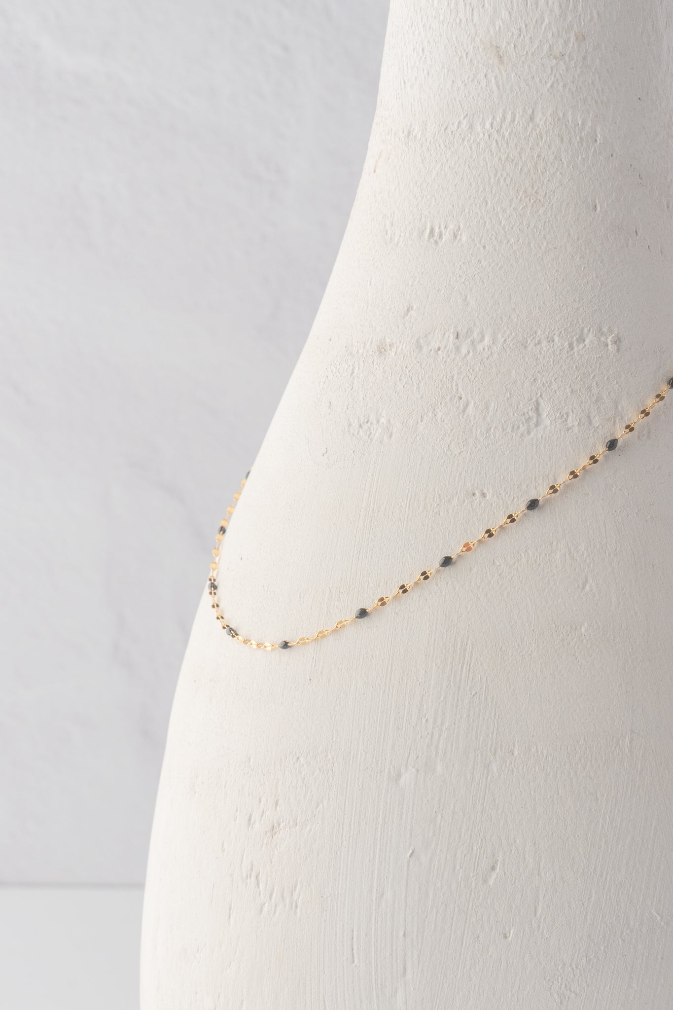 Black Enamel/Gold Sparkle Chain