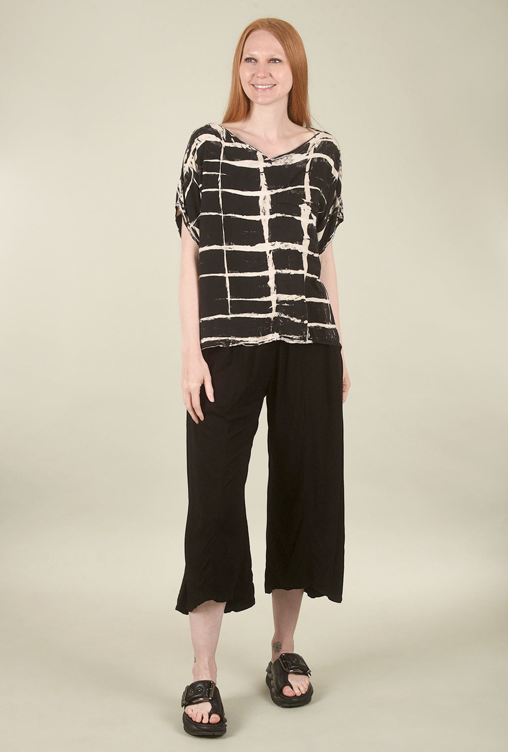 Cynthia Ashby Hux Top, Black Graphic 