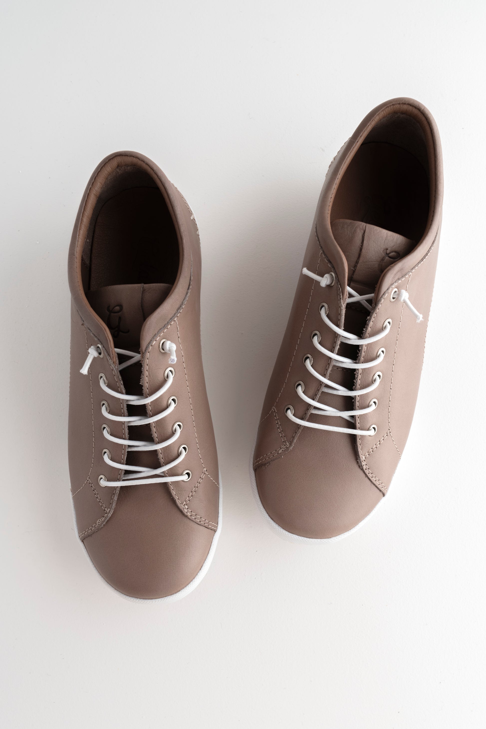 Gelato Tessa II Sneaker, Dark Stone 