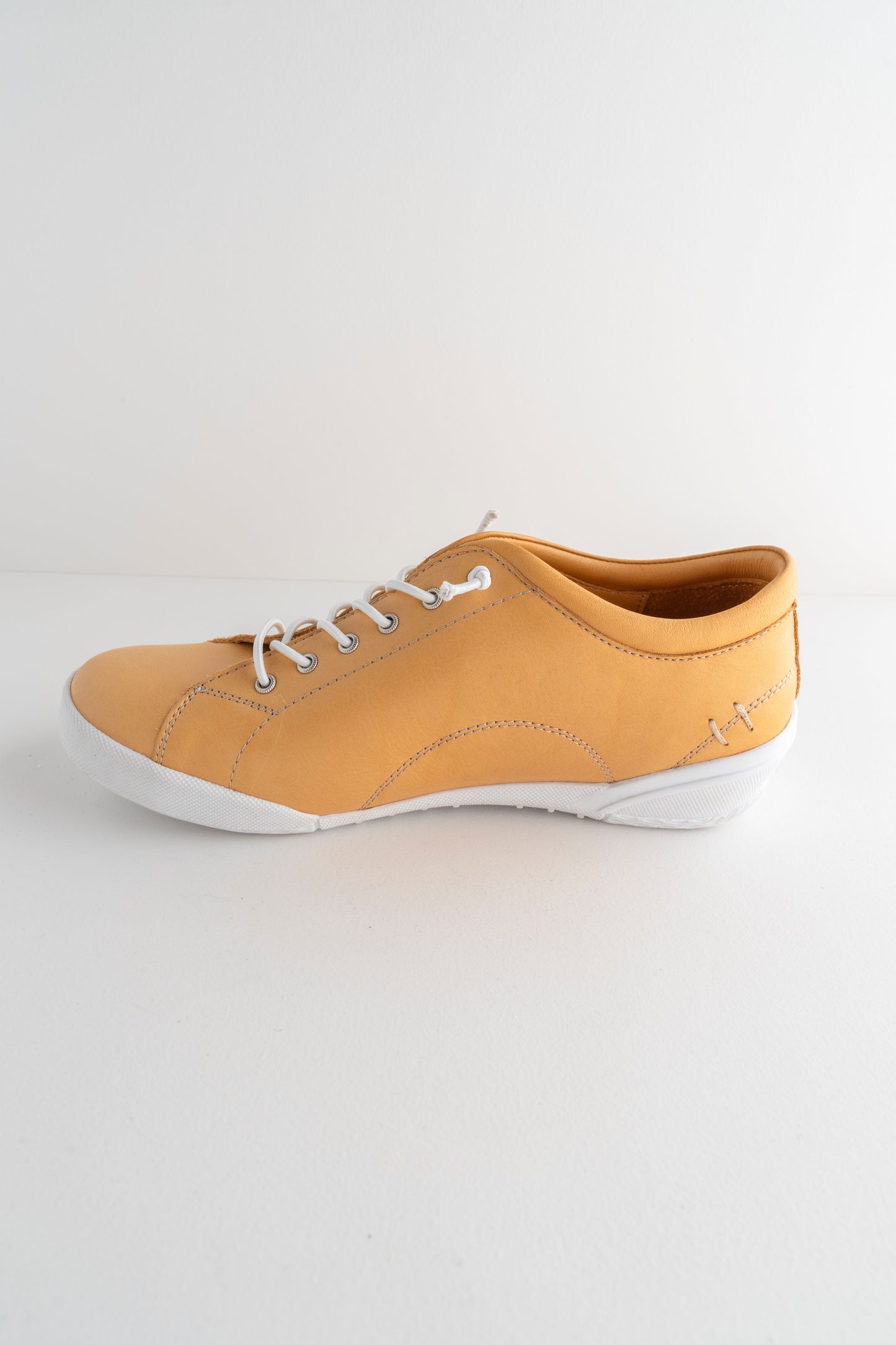 Gelato Tessa II Sneaker, Ochre 