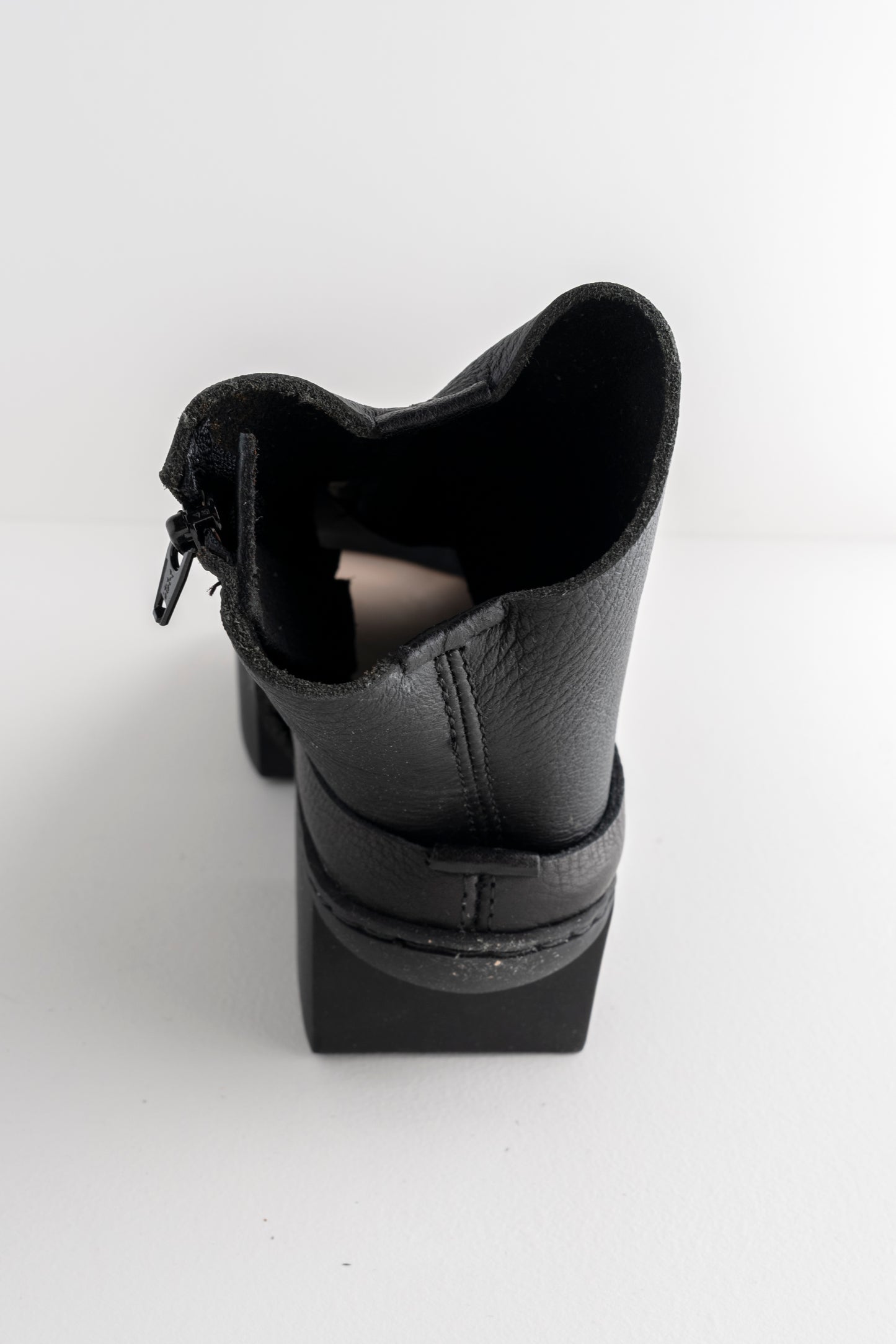 Trippen Shoes Daybreak Box Shoe, Black 