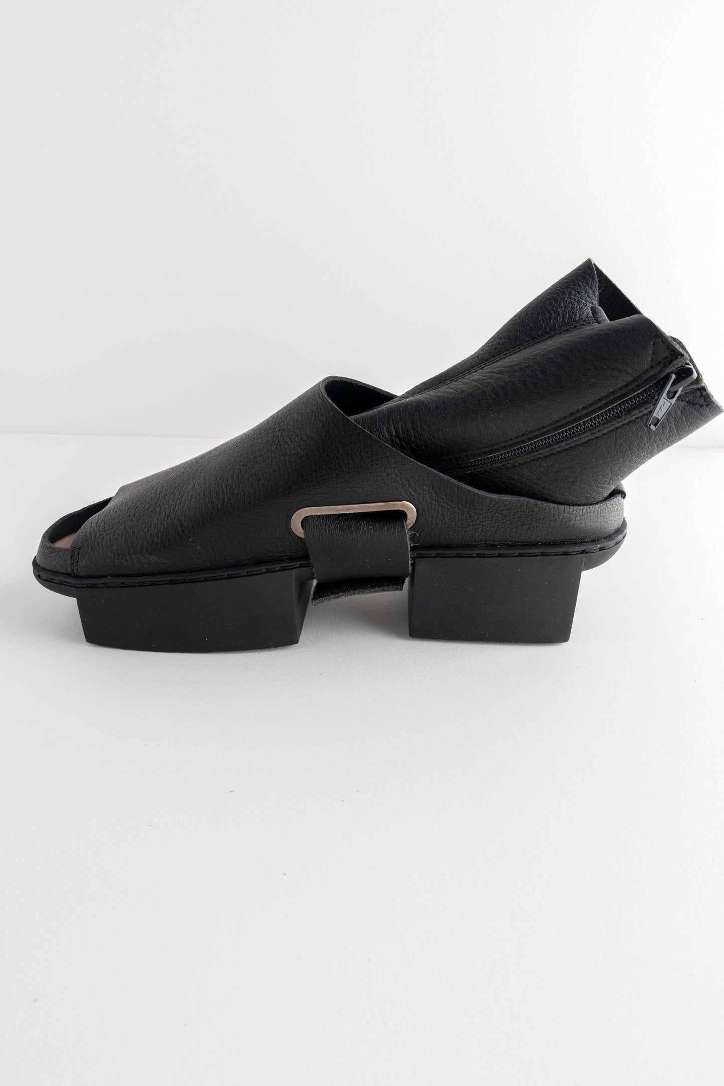 Trippen Shoes Daybreak Box Shoe, Black 