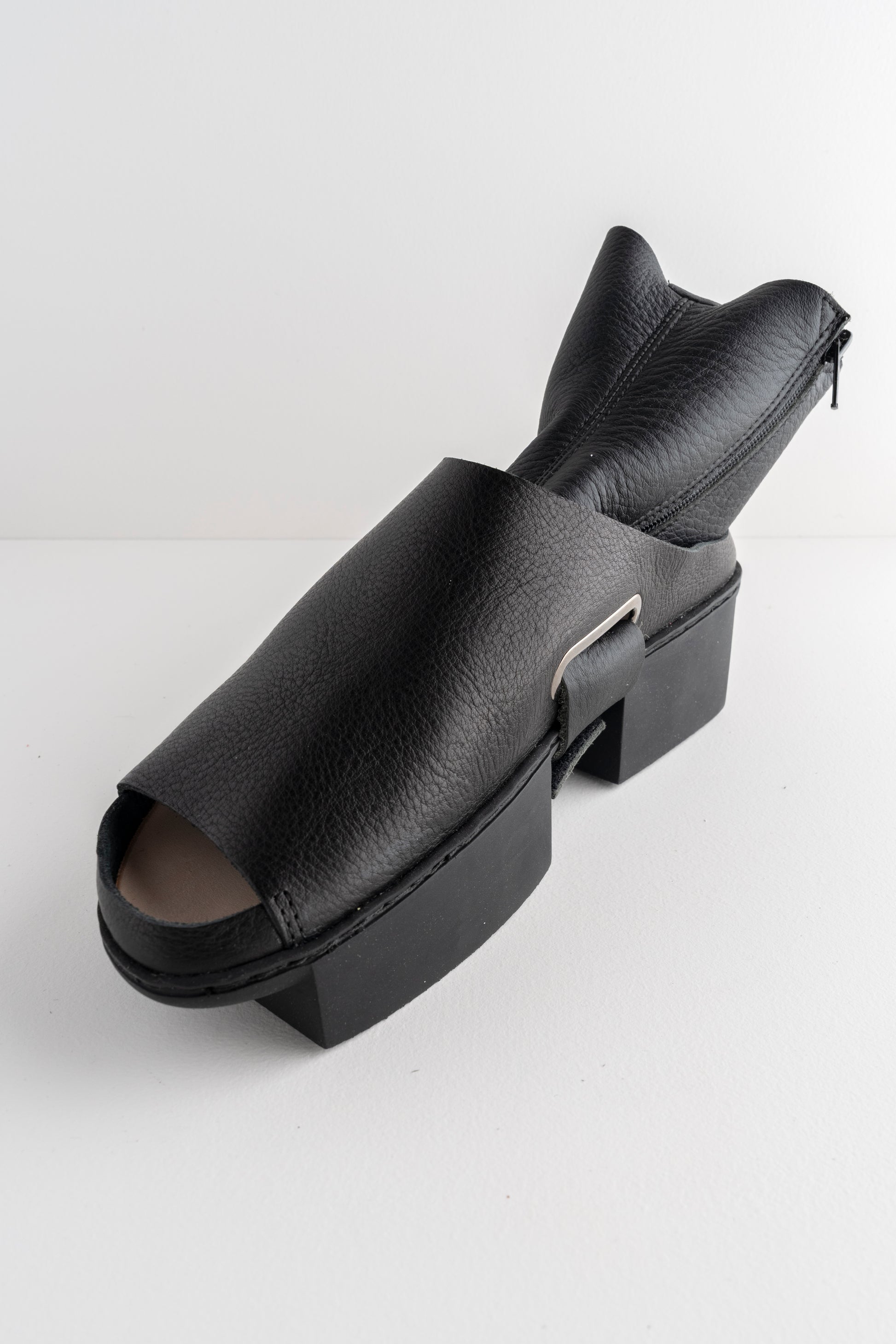 Trippen Shoes Daybreak Box Shoe, Black 