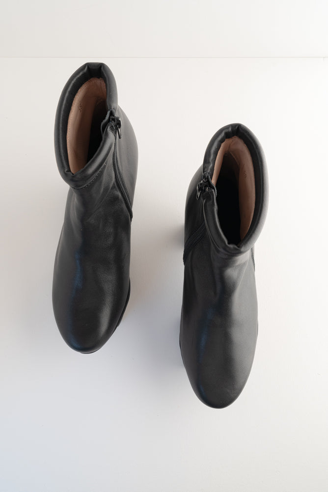 Trippen Shoes Polis Happy Boot, Black 