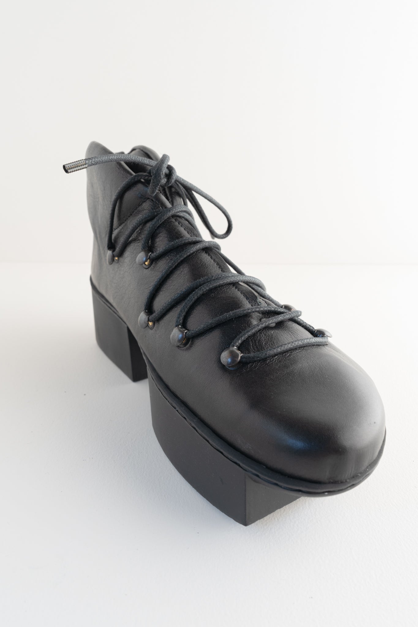 Trippen Shoes Hook Box Shoe 