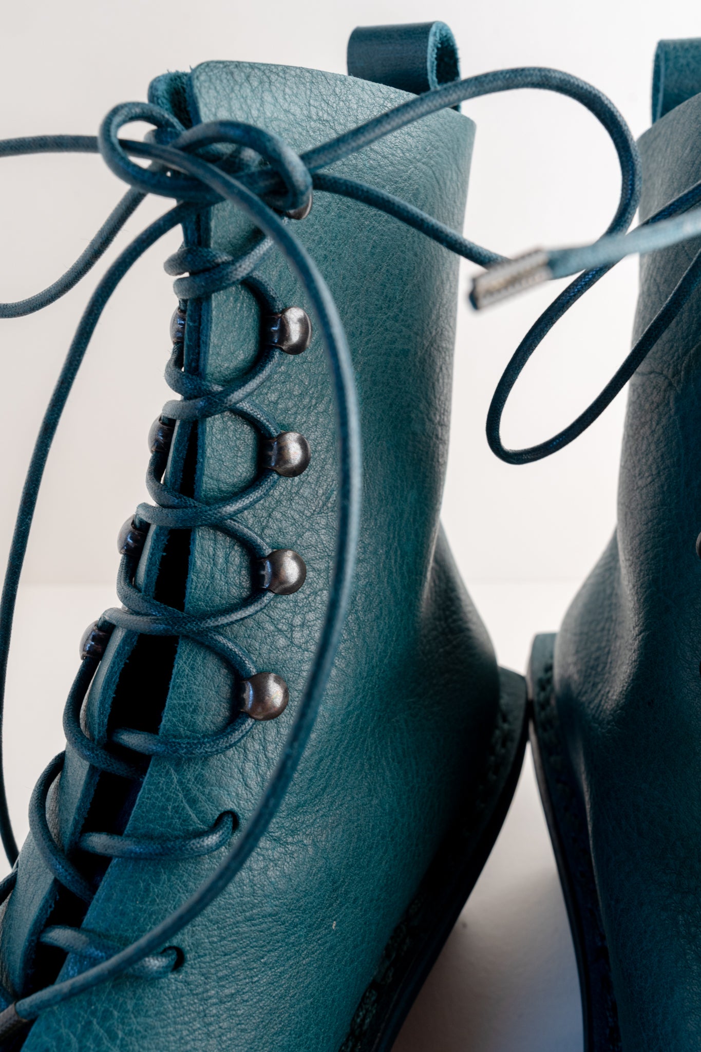 Lady Gritt Boot, Petrol Angle 4