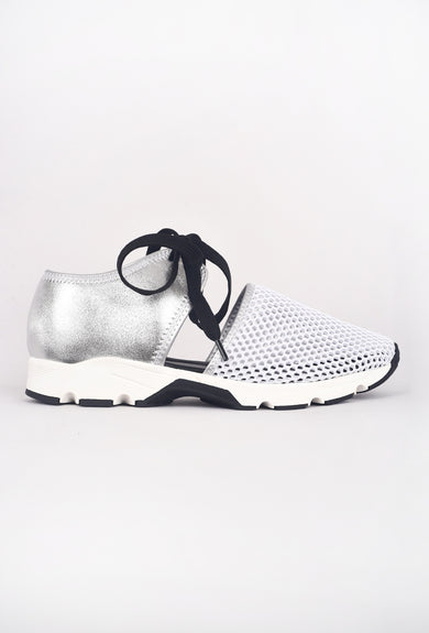 All Black Amazing Mesh Sneaker, White/Silver 