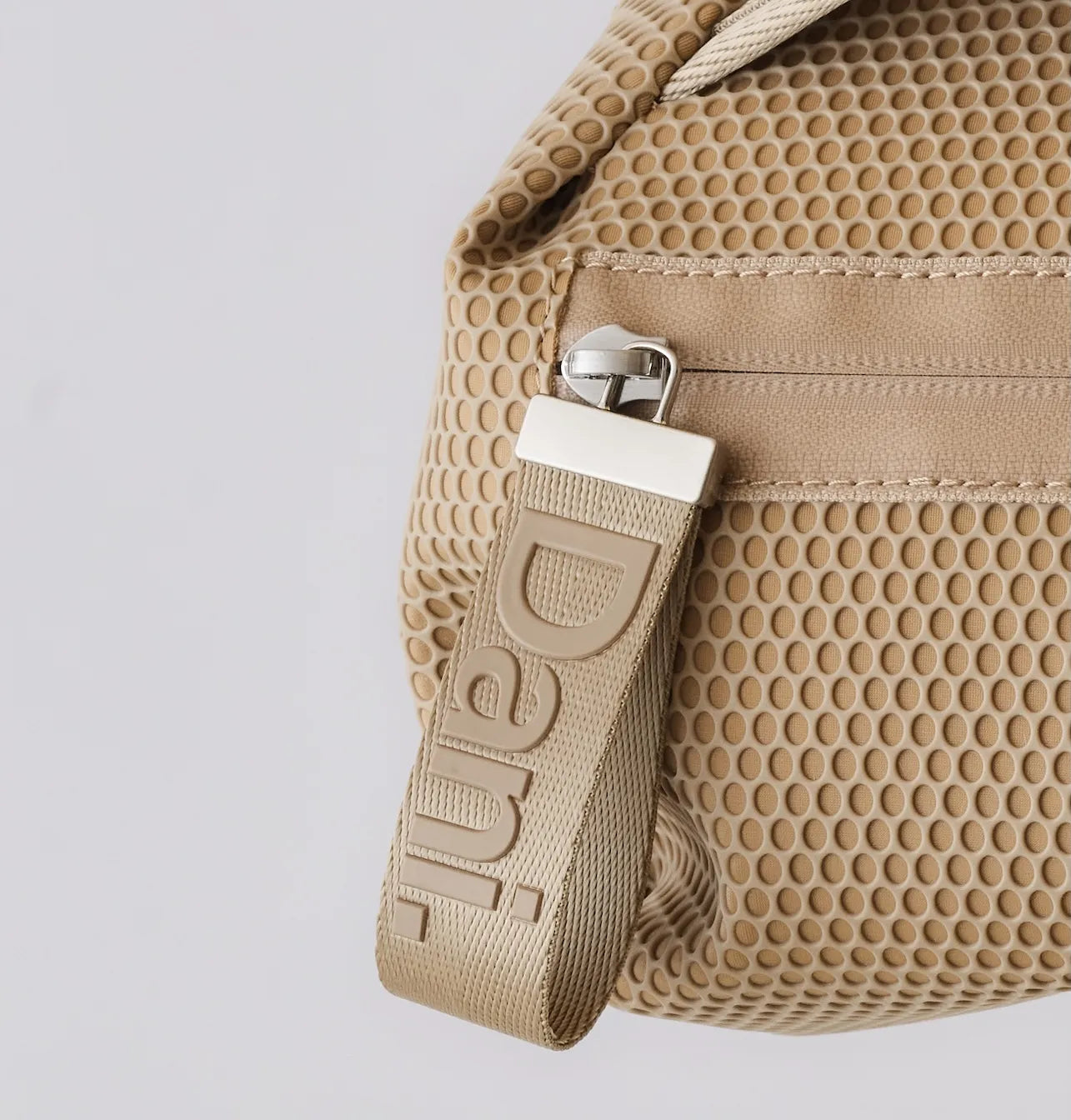 Bonnie Mini Crossbody Bag, Oat Angle 3