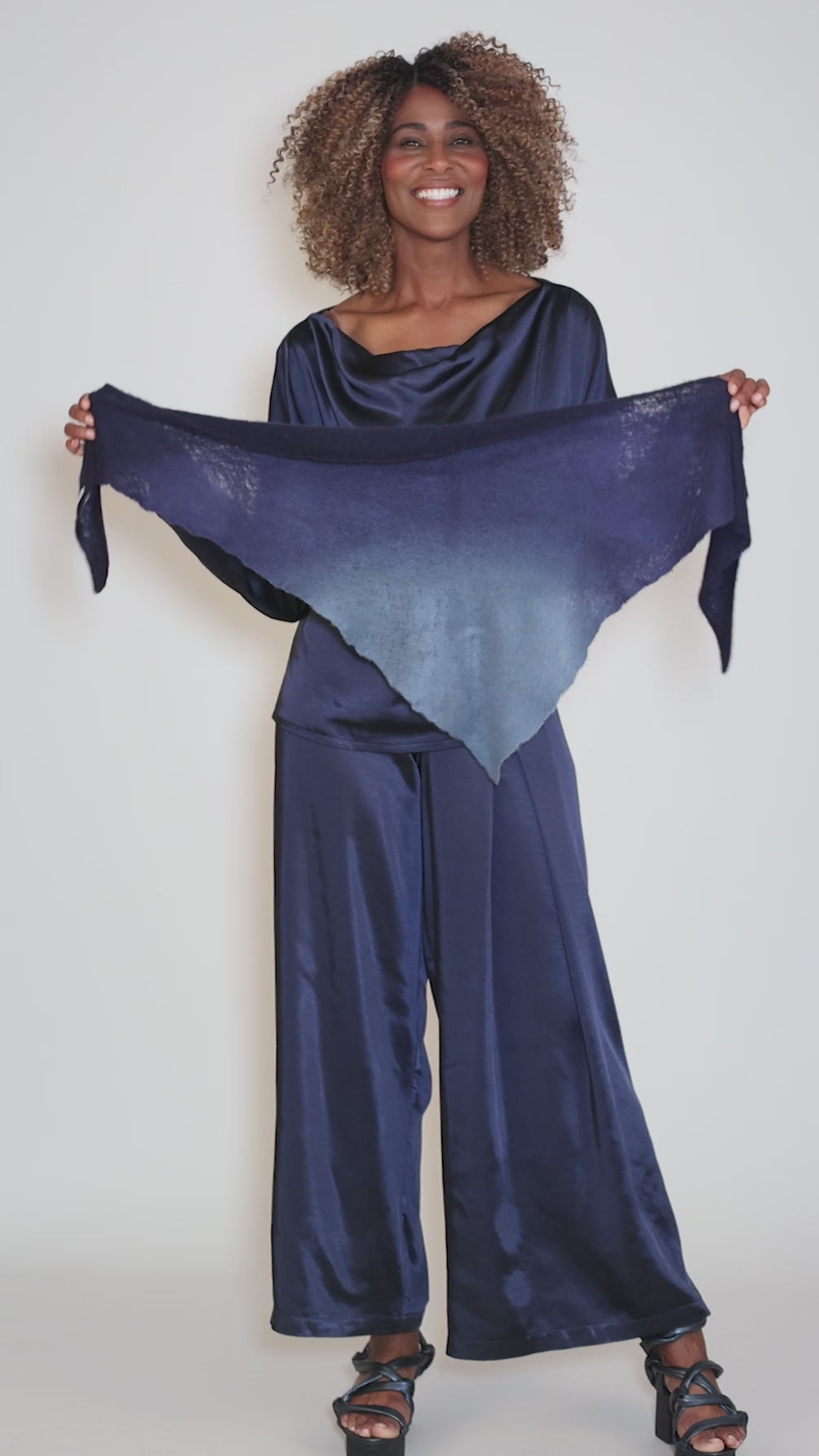 Ombre Bandana, Blues Angle 3