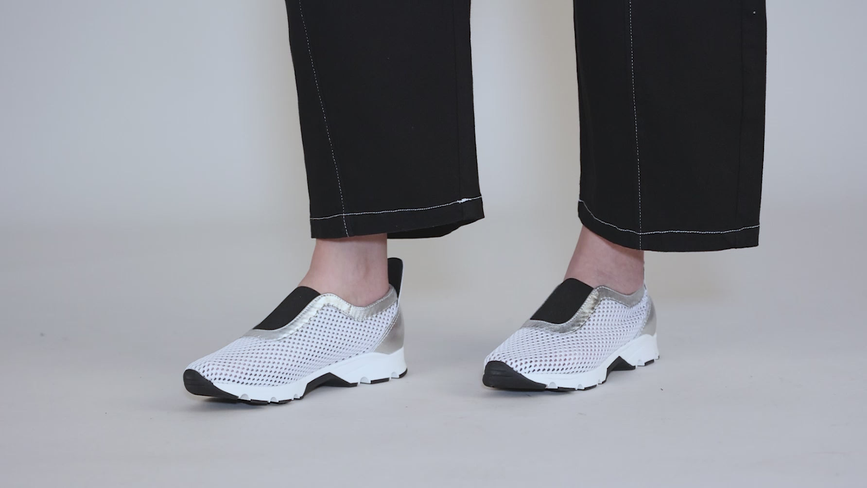 Amazing Combo Sneaker, White/Silver Angle 13