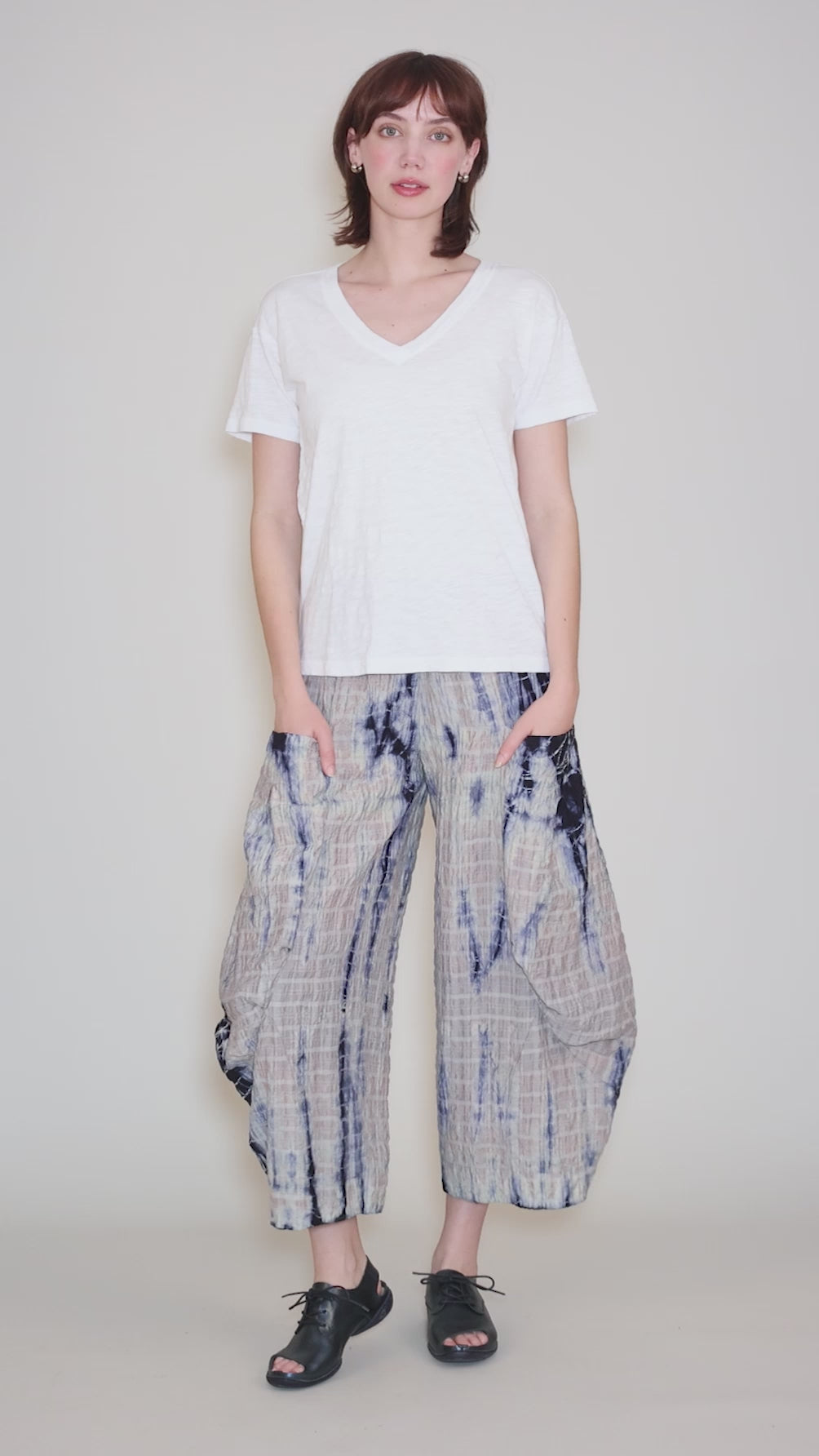 S/S Boxy V-Neck Tee, White Halo Angle 5