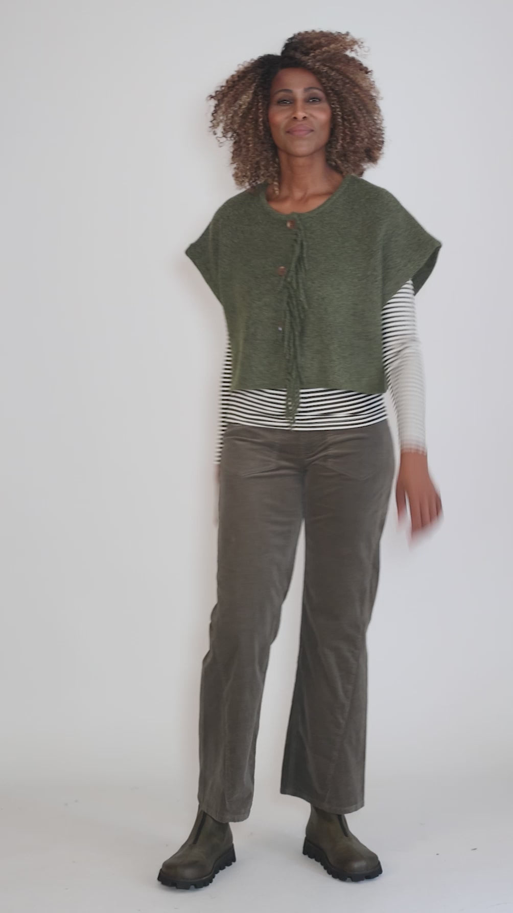 Sachi Vest, Olive Jade Angle 5