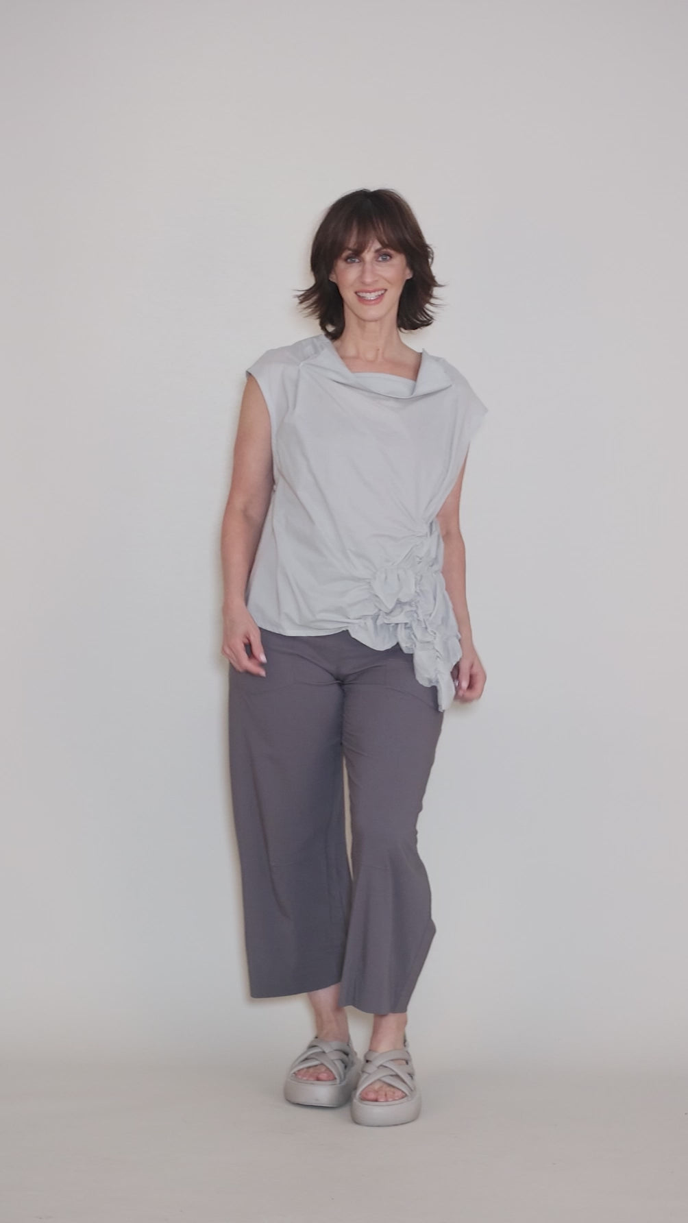 Scrunch Detail Tank, Cement Angle 5