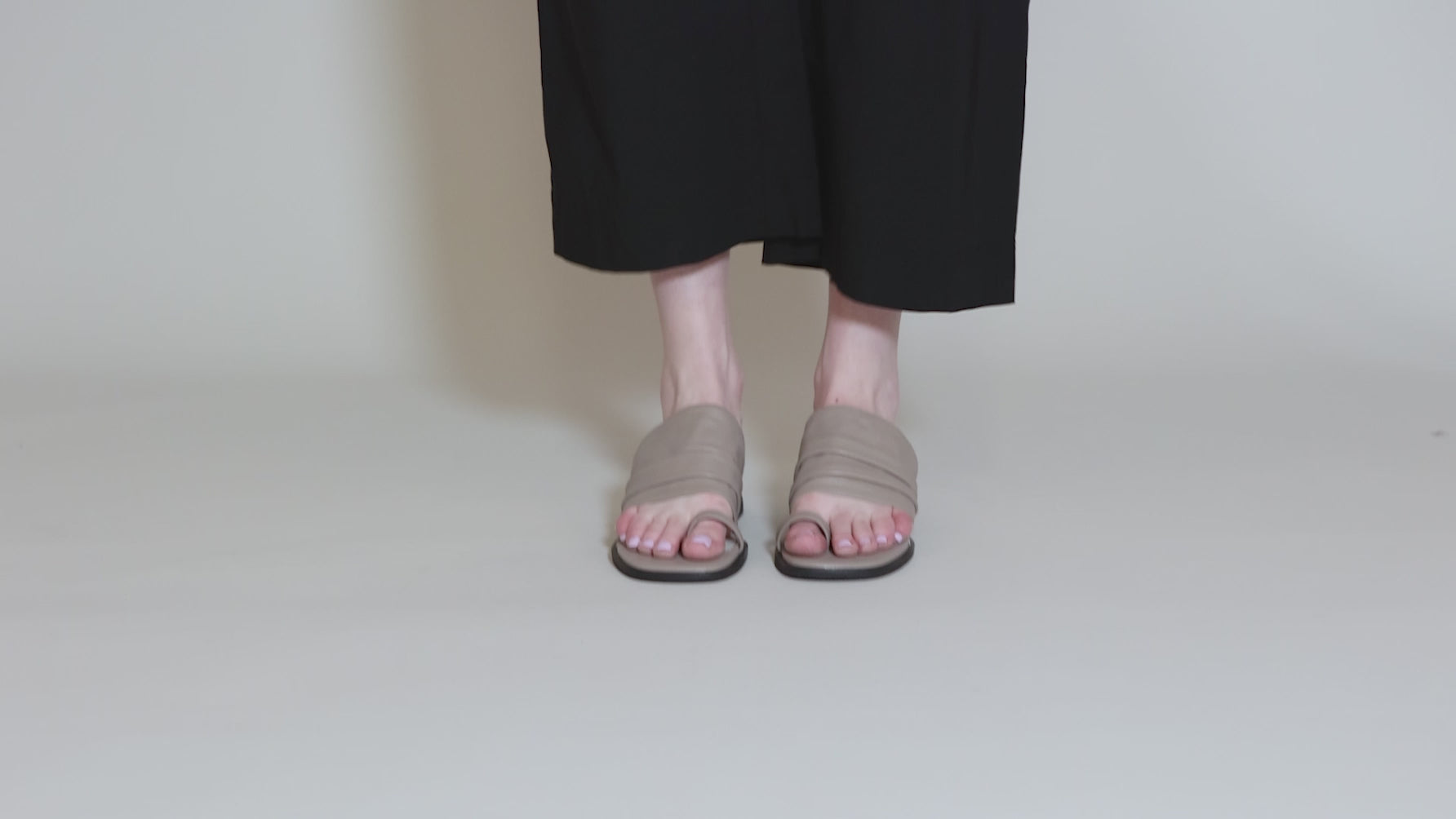 Gathered Slide, Taupe Angle 11