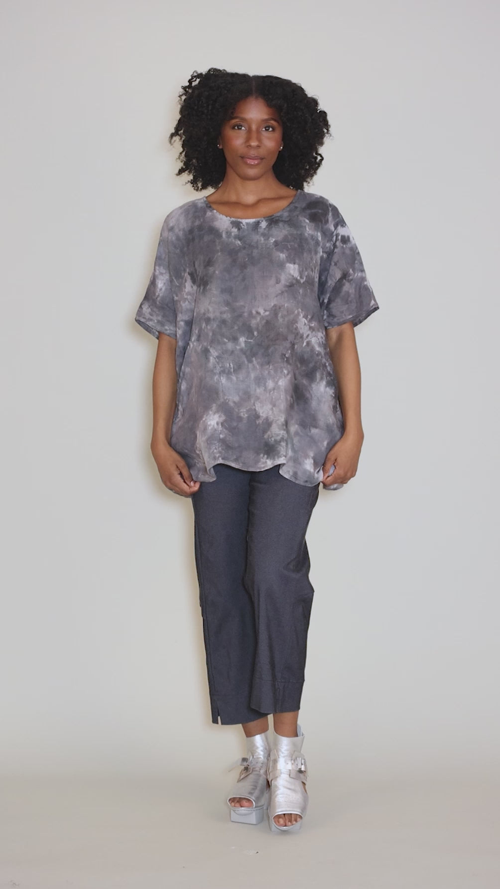 Linen Smoosh Dye Top, Gray Angle 7