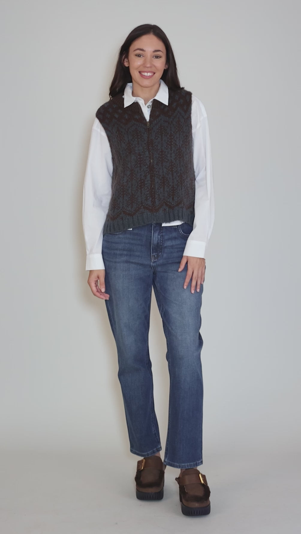 Pinetree Chunky Zip Vest, Brown/Glasgow Angle 5