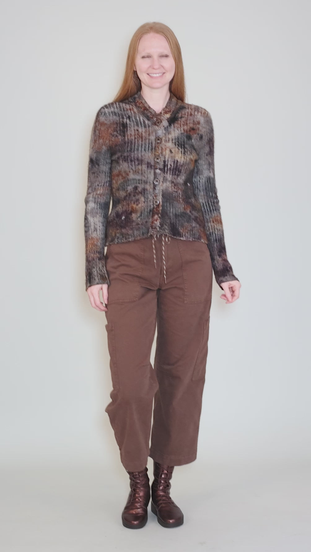 Dust Up Decon Cable Cardie, Gray/Gold Angle 5