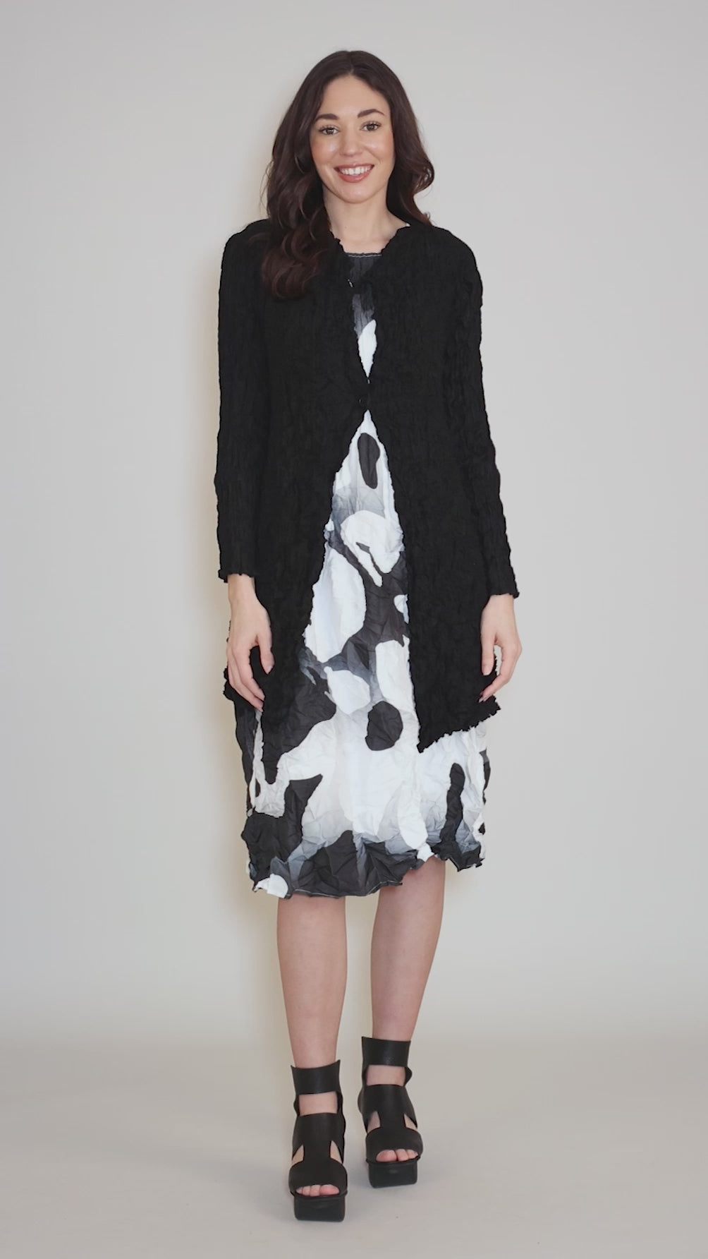 Crinkle Midi Jacket, Black Angle 5