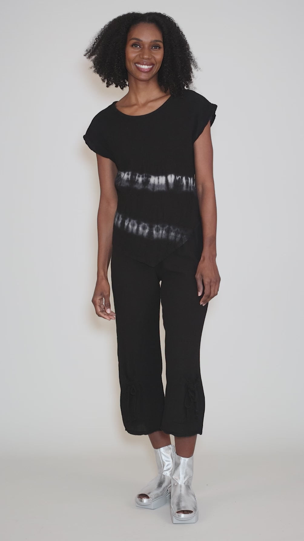 Grace Top, Wave Black Angle 5