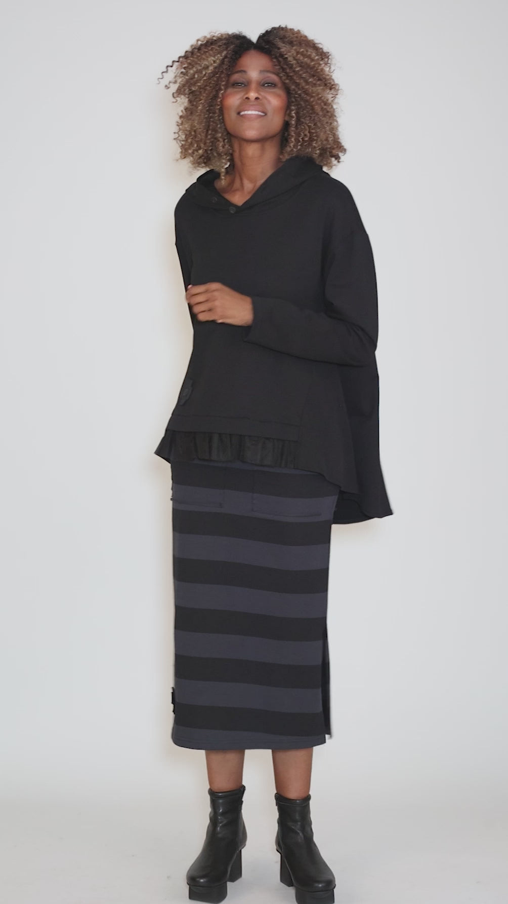Tulle Hoodie, Black Angle 5